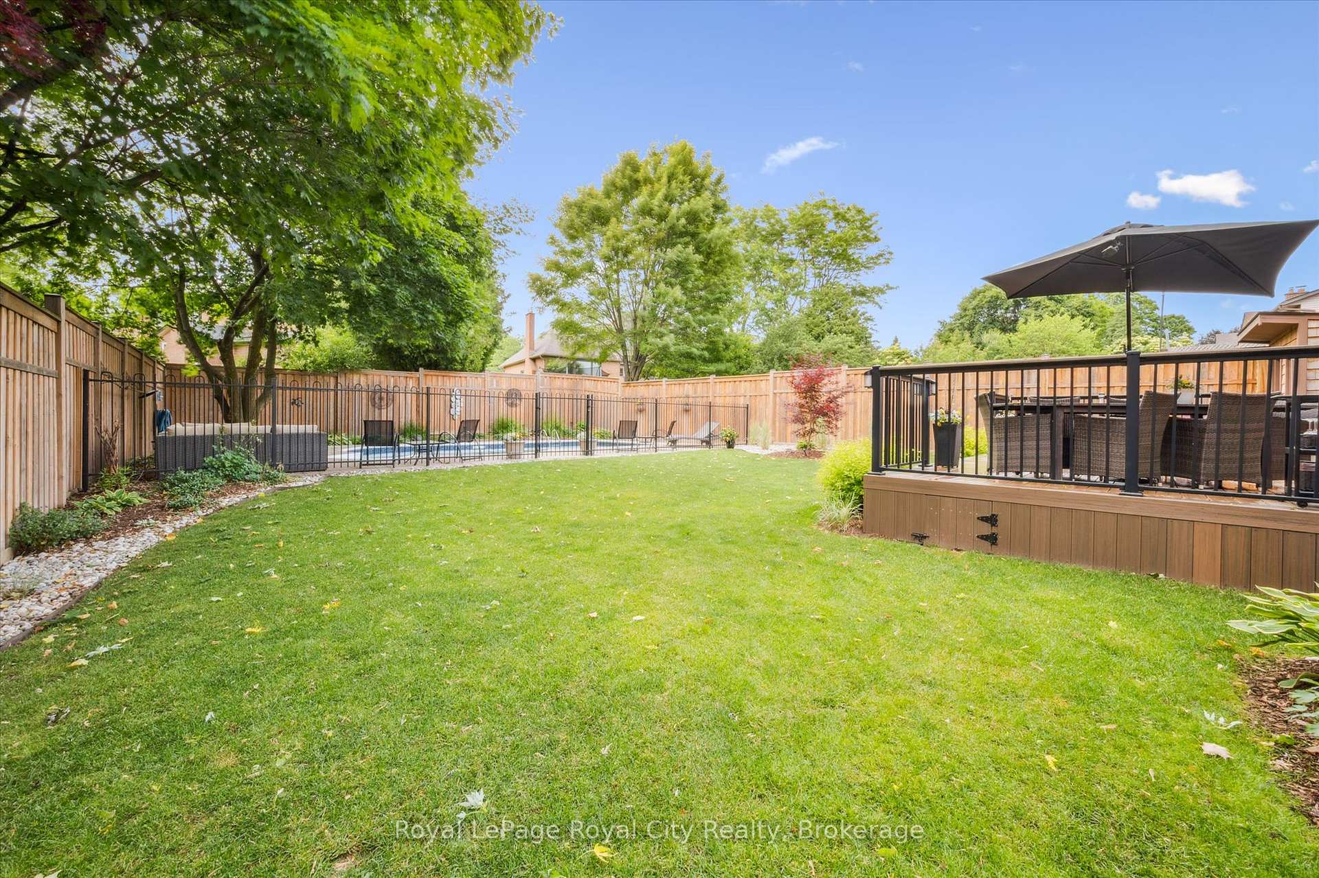Photo 35 of 8 Youngman Drive, Guelph, Kortright West — HOMEH