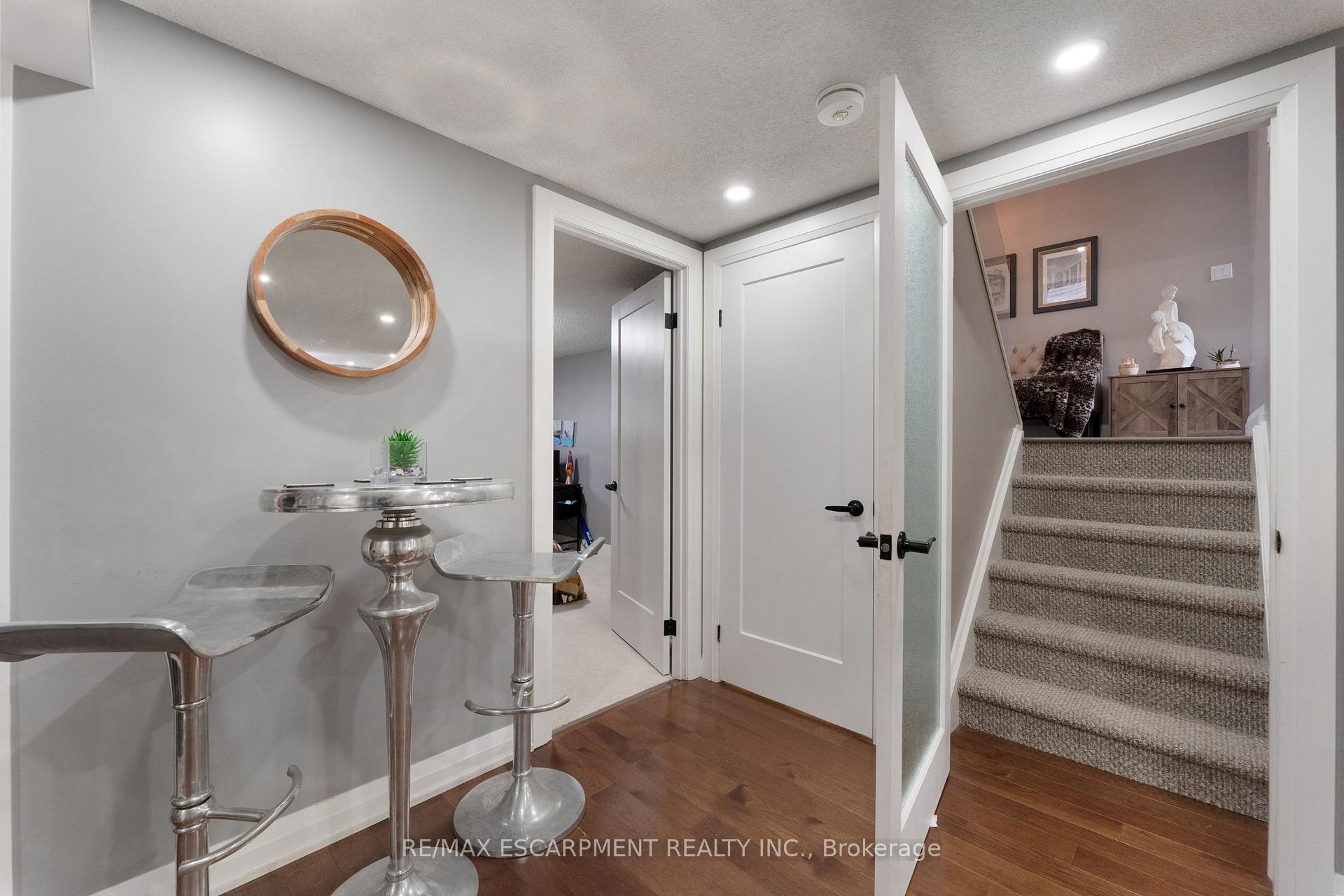Photo 24 of 168 Hanover Place, Hamilton, Vincent — HOMEH