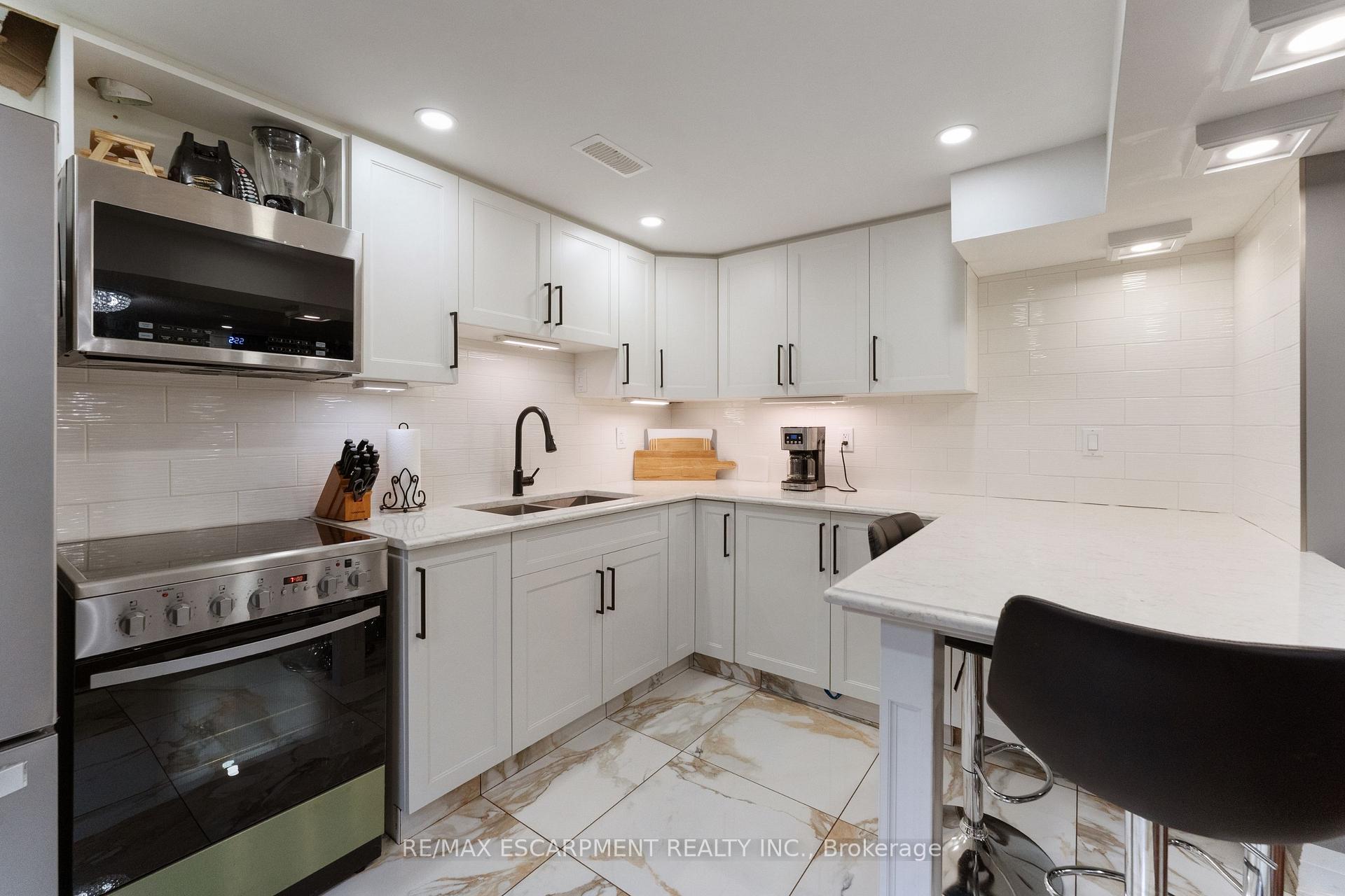 Photo 30 of 168 Hanover Place, Hamilton, Vincent — HOMEH