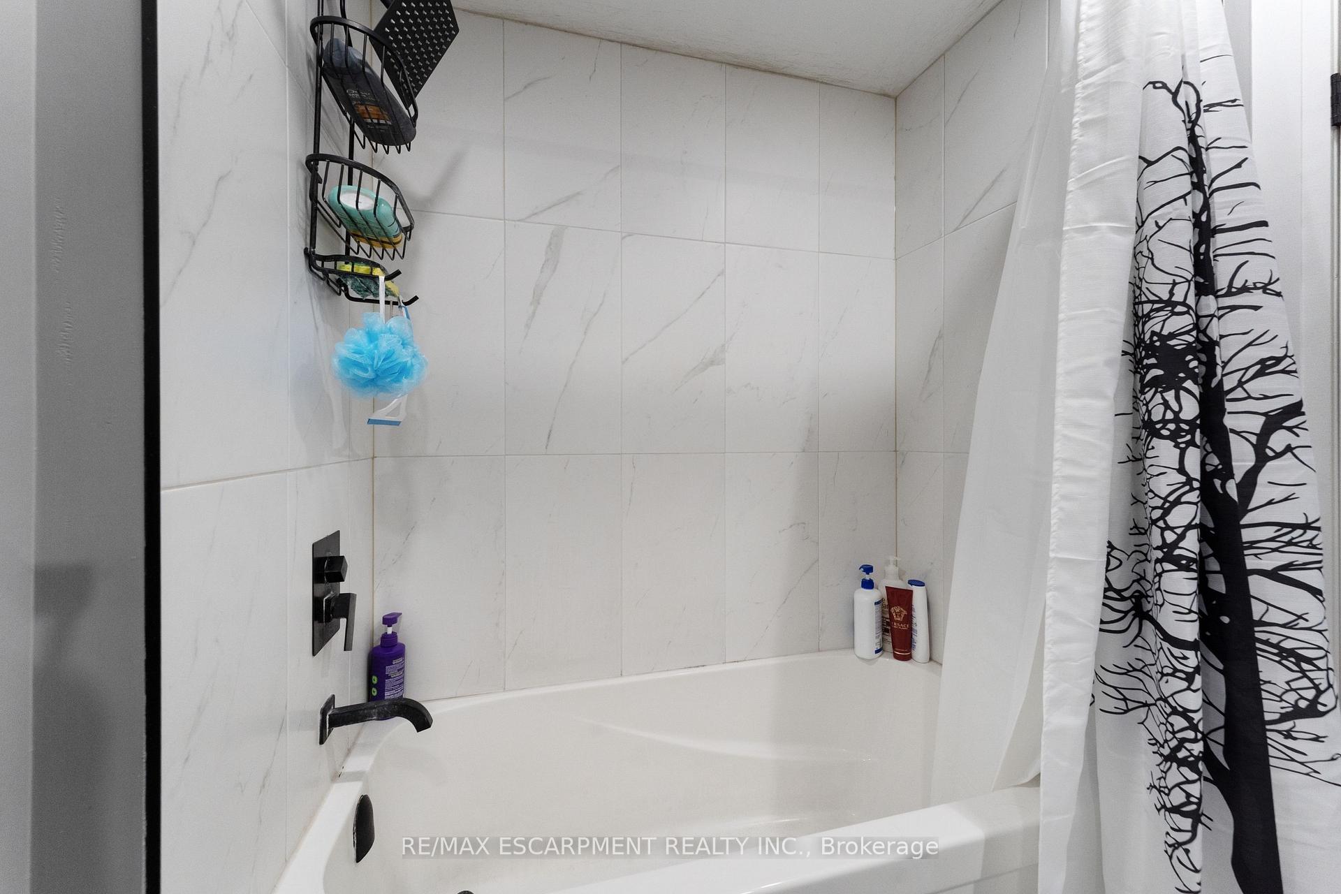 Photo 38 of 168 Hanover Place, Hamilton, Vincent — HOMEH