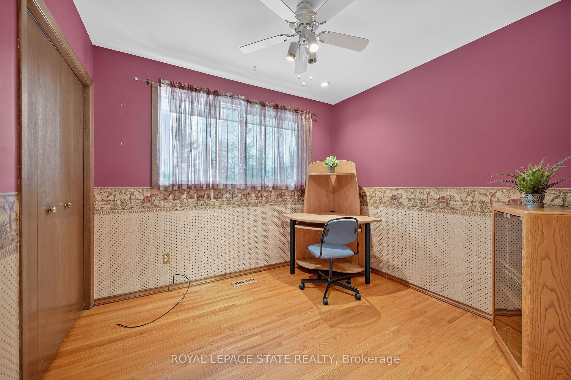 Photo 23 of 580 woodhill Road, Hamilton, Rural Flamborough — HOMEH