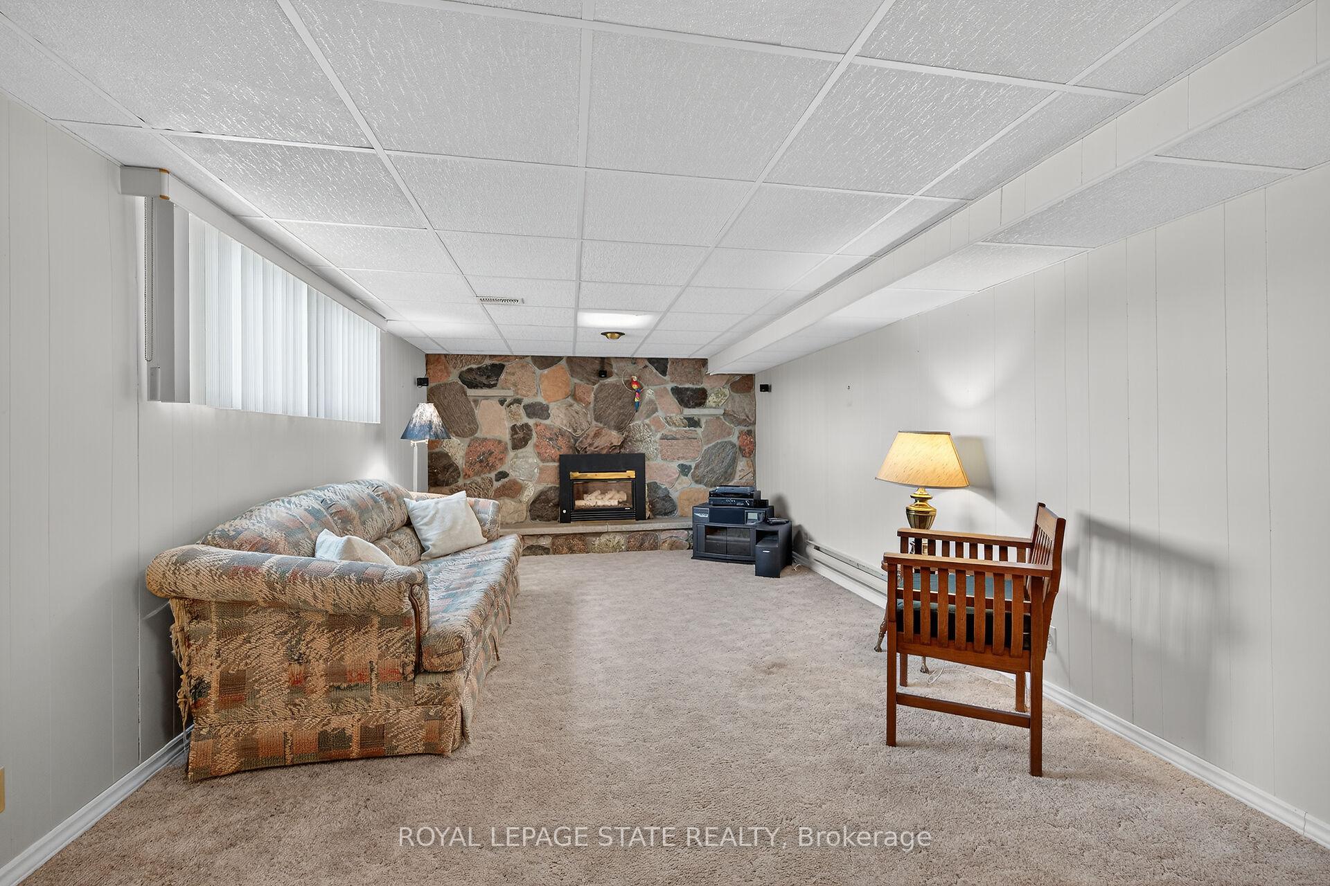Photo 29 of 580 woodhill Road, Hamilton, Rural Flamborough — HOMEH