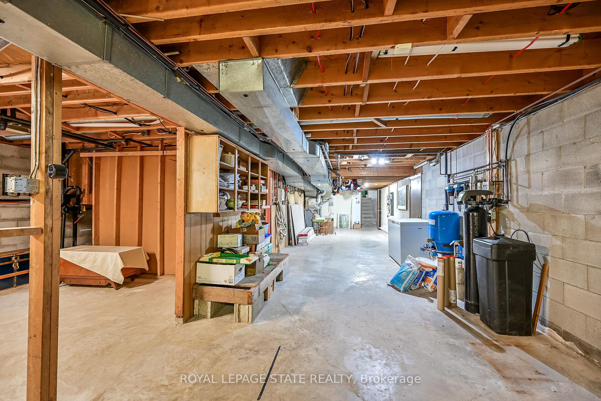 Photo 34 of 580 woodhill Road, Hamilton, Rural Flamborough — HOMEH