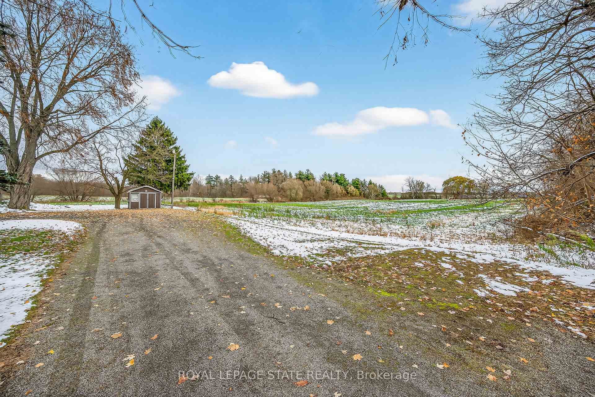 Photo 36 of 580 woodhill Road, Hamilton, Rural Flamborough — HOMEH