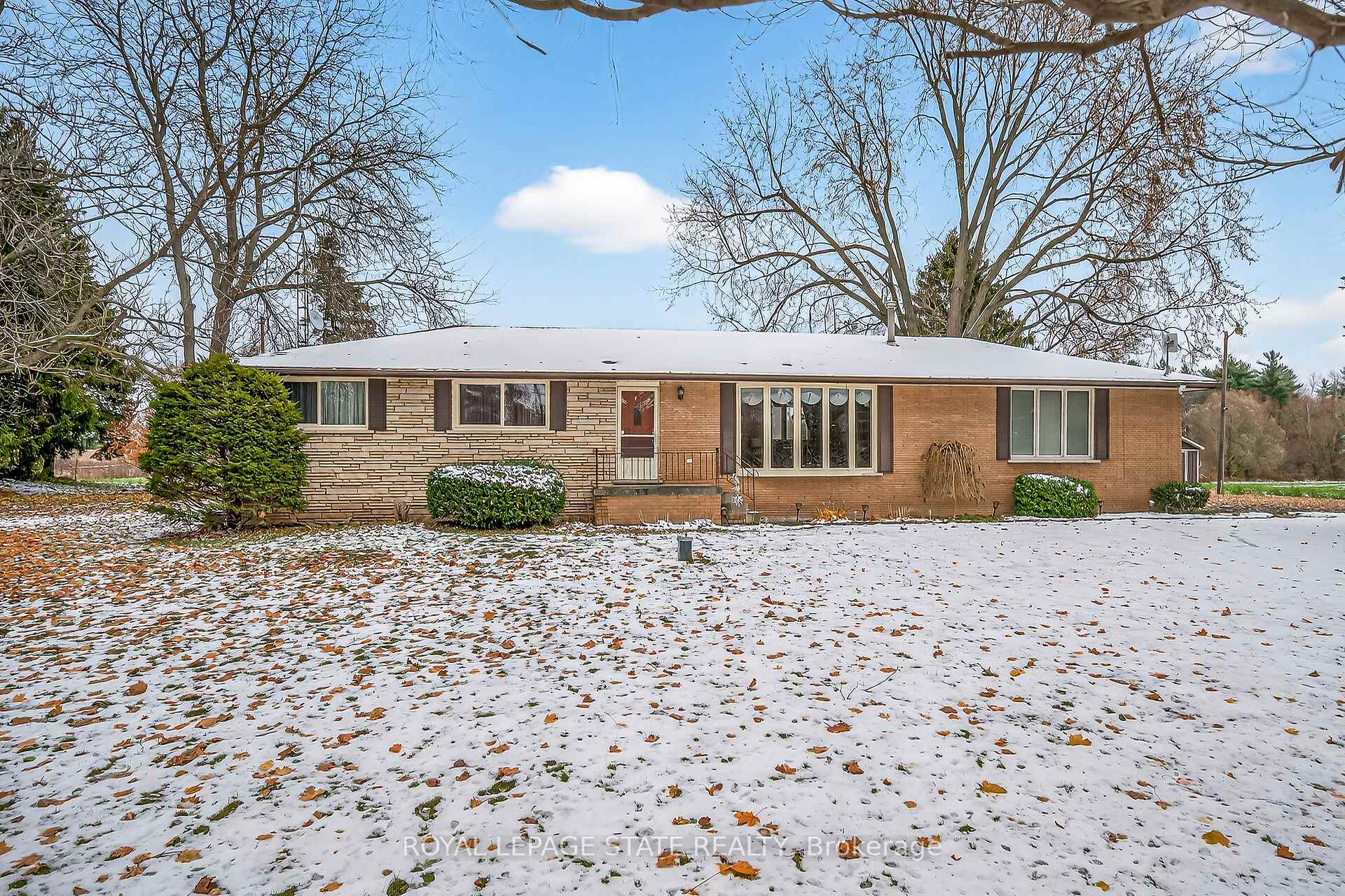 Photo 38 of 580 woodhill Road, Hamilton, Rural Flamborough — HOMEH