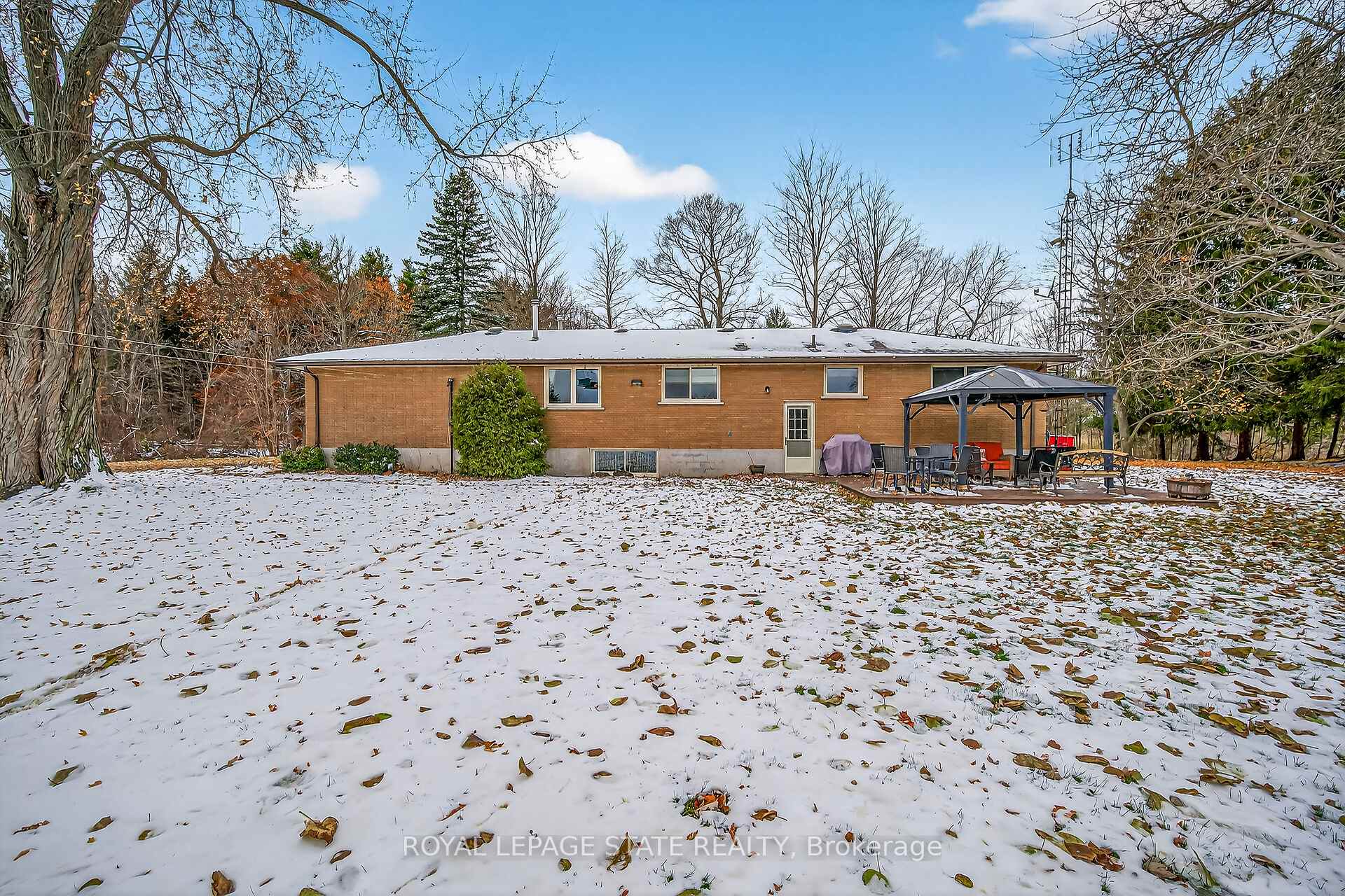 Photo 46 of 580 woodhill Road, Hamilton, Rural Flamborough — HOMEH