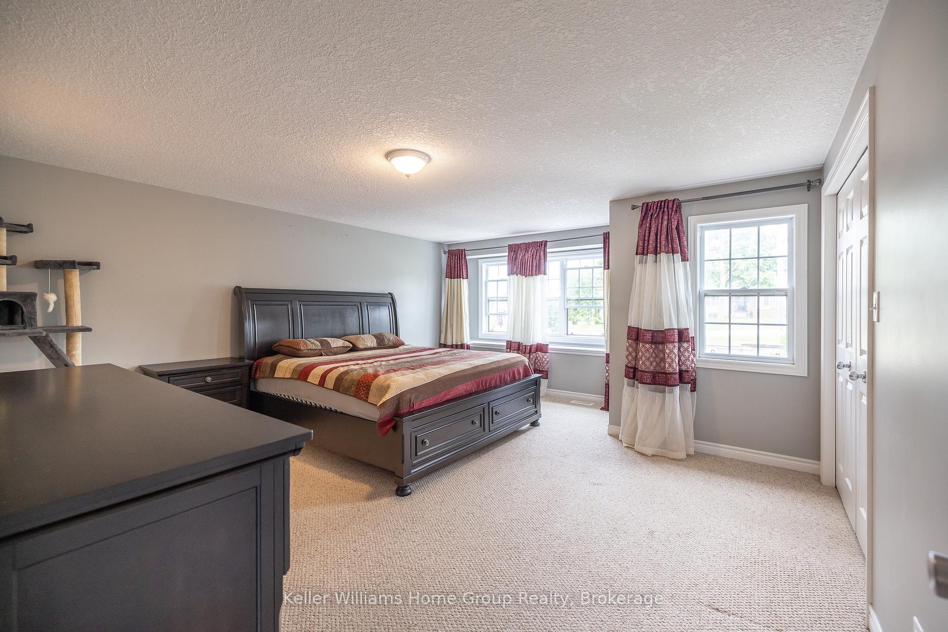 Photo 13 of 49 Washburn Drive, Guelph, Grange Road — HOMEH