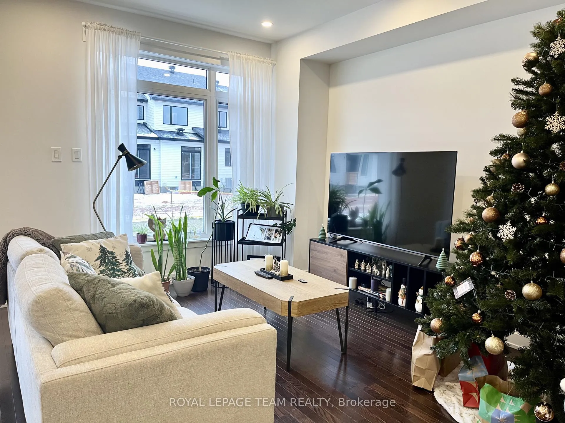 Photo 12 of 57 Heirloom Street, Ottawa, Riverside South/Gloucester Glen — HOMEH