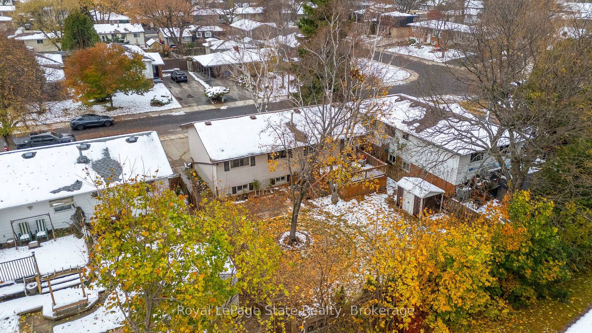 Photo 23 of 50 Graystone Drive, Hamilton, Gilkson — HOMEH