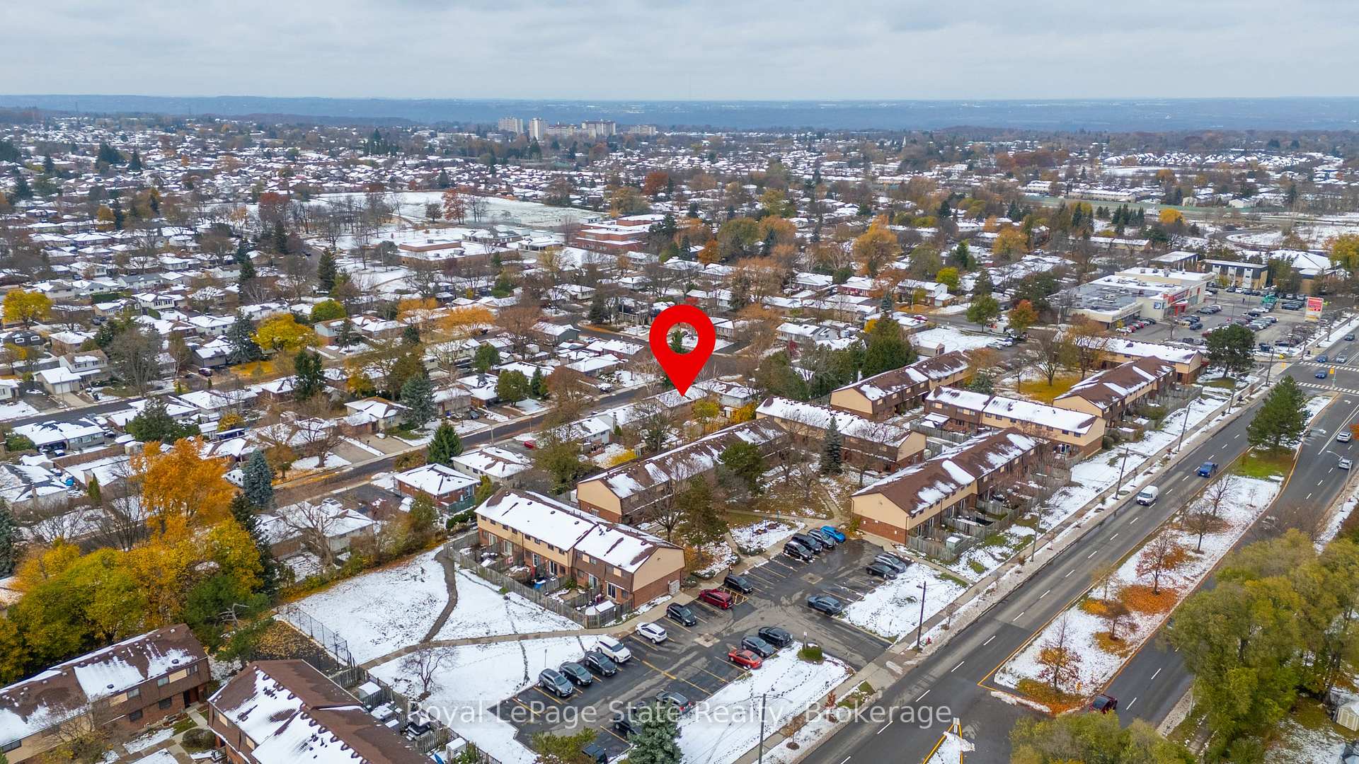 Photo 24 of 50 Graystone Drive, Hamilton, Gilkson — HOMEH