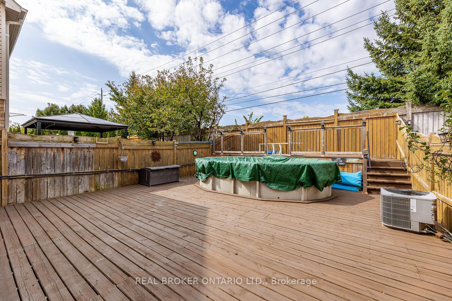 Photo 28 of 89 Bentley Crescent, Barrie, 400 West — HOMEH