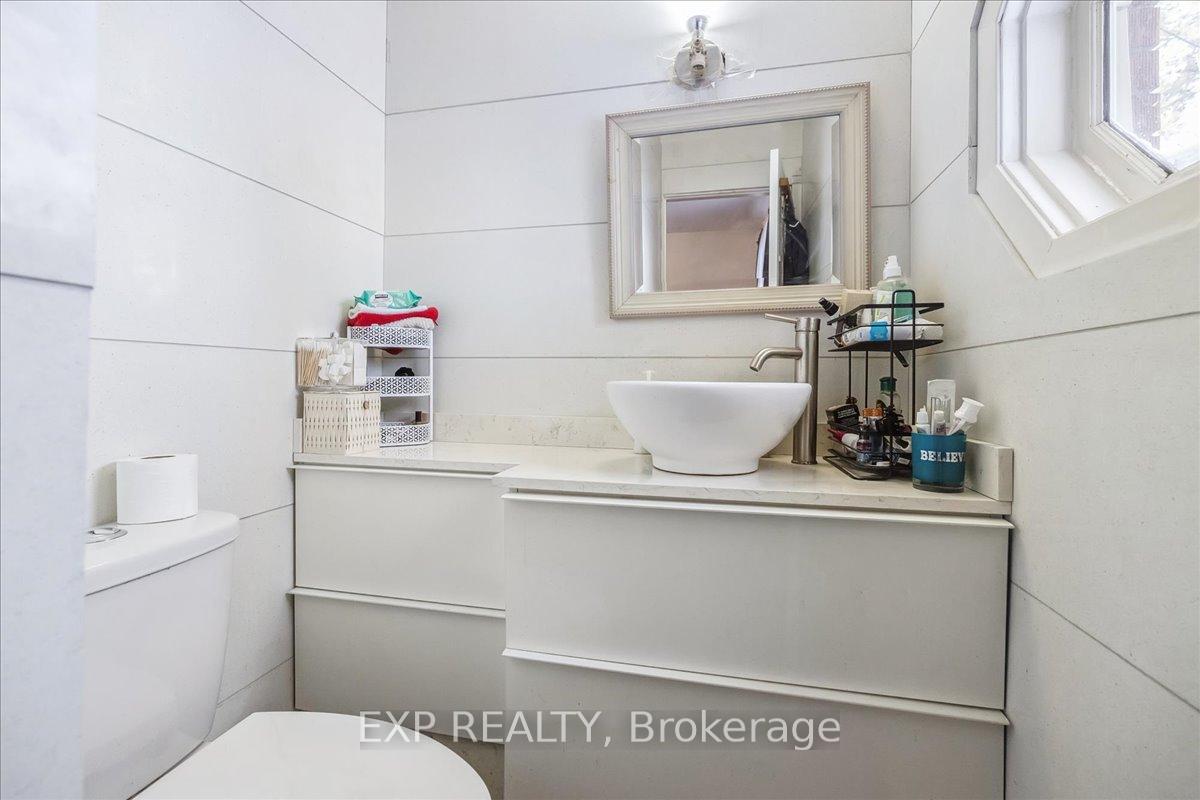 Photo 12 of 858 Trinity, Hamilton, Rural Ancaster — HOMEH