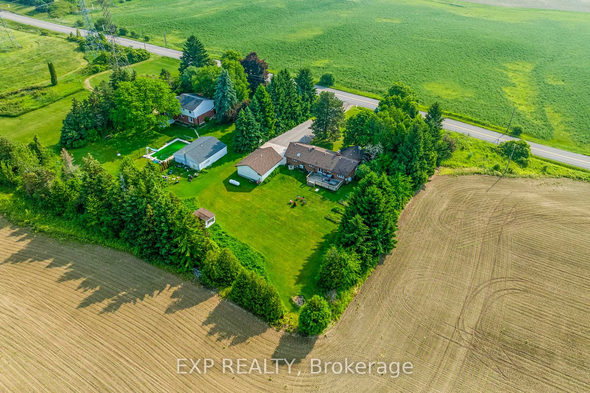 Photo 25 of 858 Trinity, Hamilton, Rural Ancaster — HOMEH