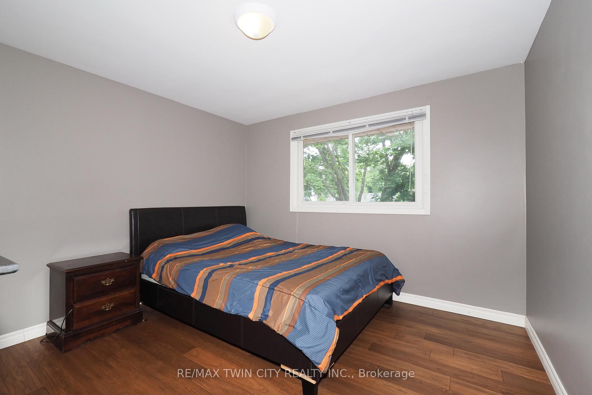 Photo 27 of 97 Marksam Road, Guelph, Willow West/Sugarbush/West Acres — HOMEH