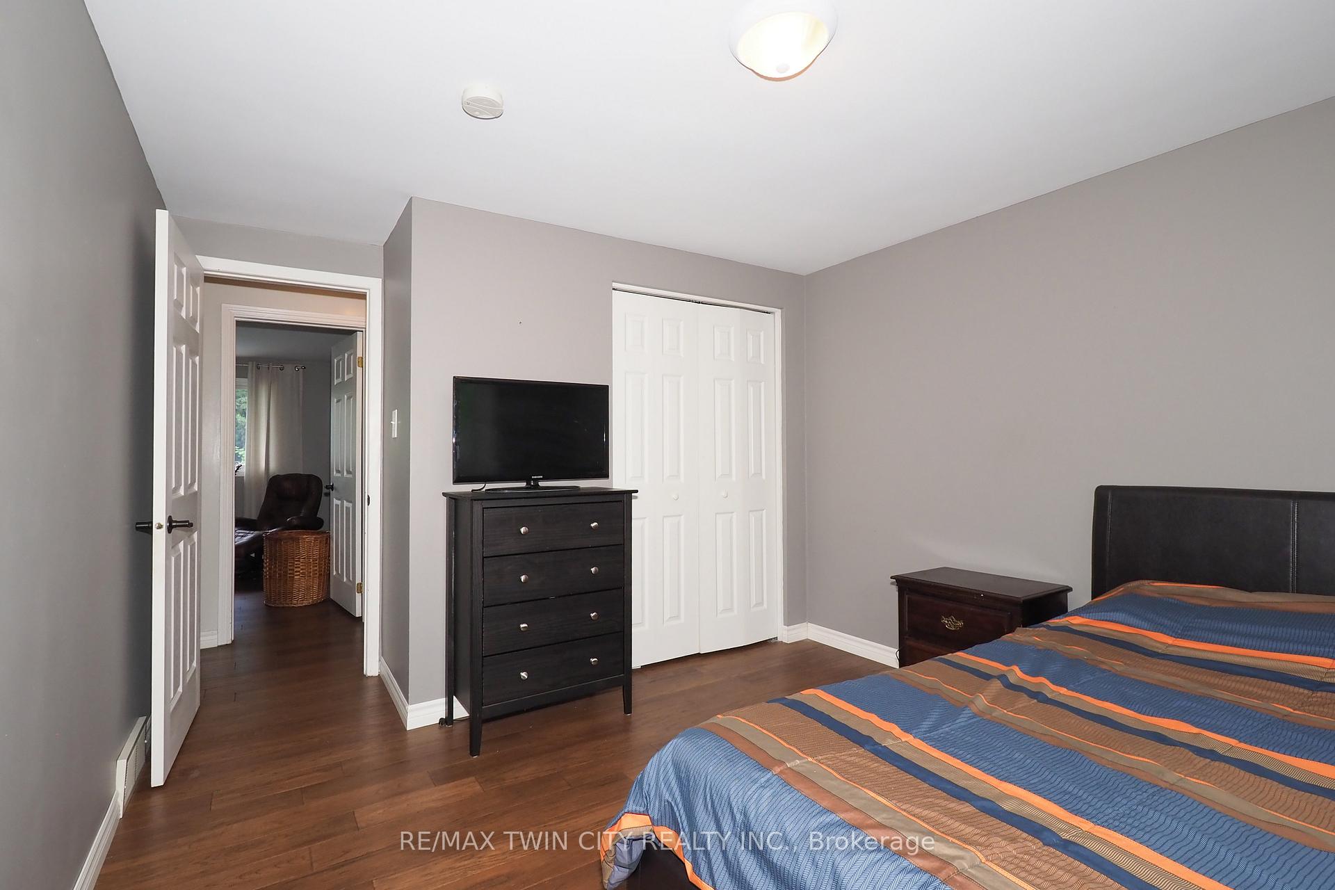 Photo 28 of 97 Marksam Road, Guelph, Willow West/Sugarbush/West Acres — HOMEH