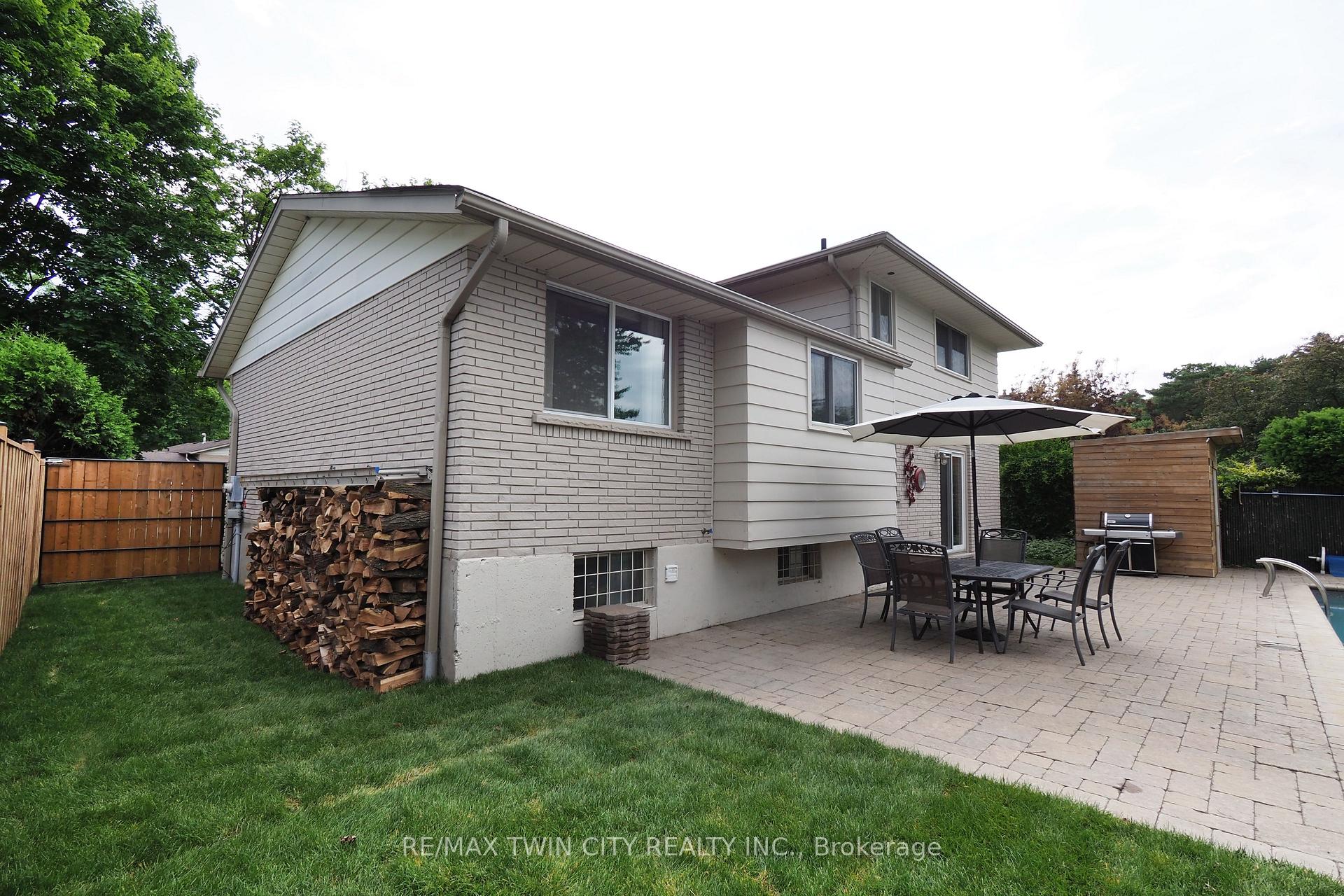 Photo 34 of 97 Marksam Road, Guelph, Willow West/Sugarbush/West Acres — HOMEH