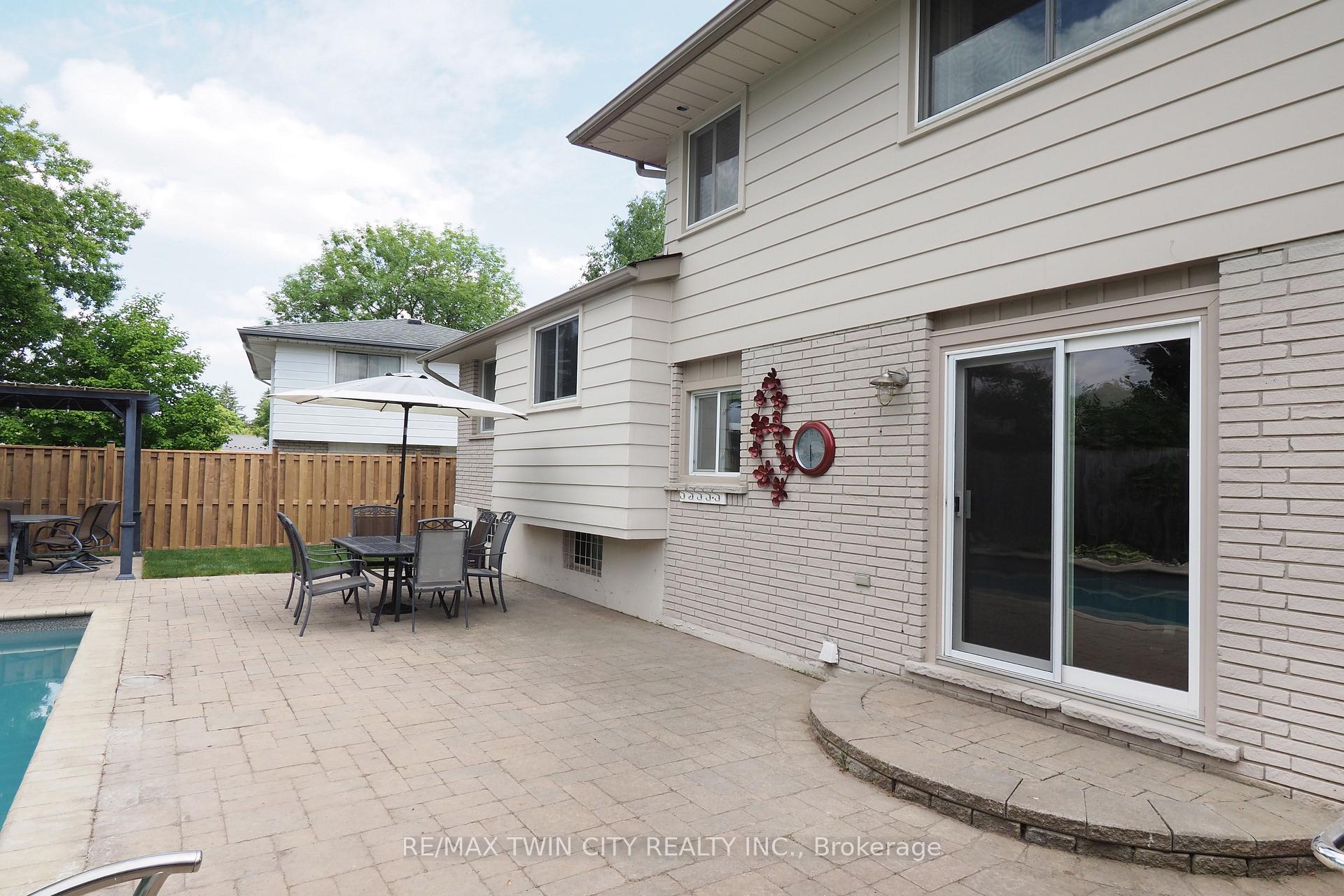 Photo 36 of 97 Marksam Road, Guelph, Willow West/Sugarbush/West Acres — HOMEH