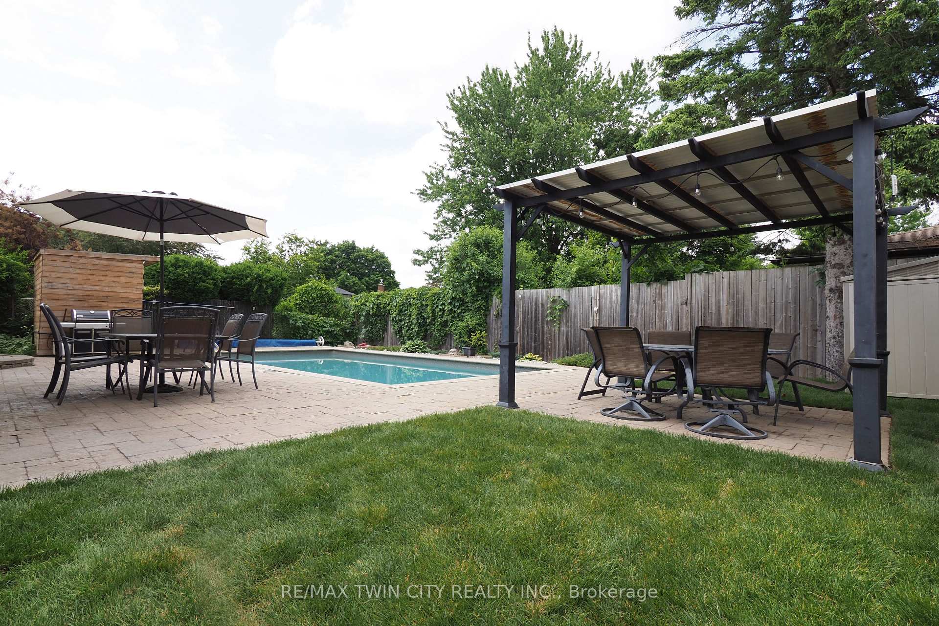 Photo 37 of 97 Marksam Road, Guelph, Willow West/Sugarbush/West Acres — HOMEH