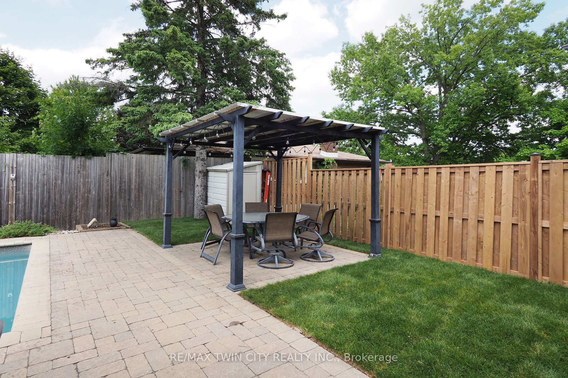 Photo 38 of 97 Marksam Road, Guelph, Willow West/Sugarbush/West Acres — HOMEH