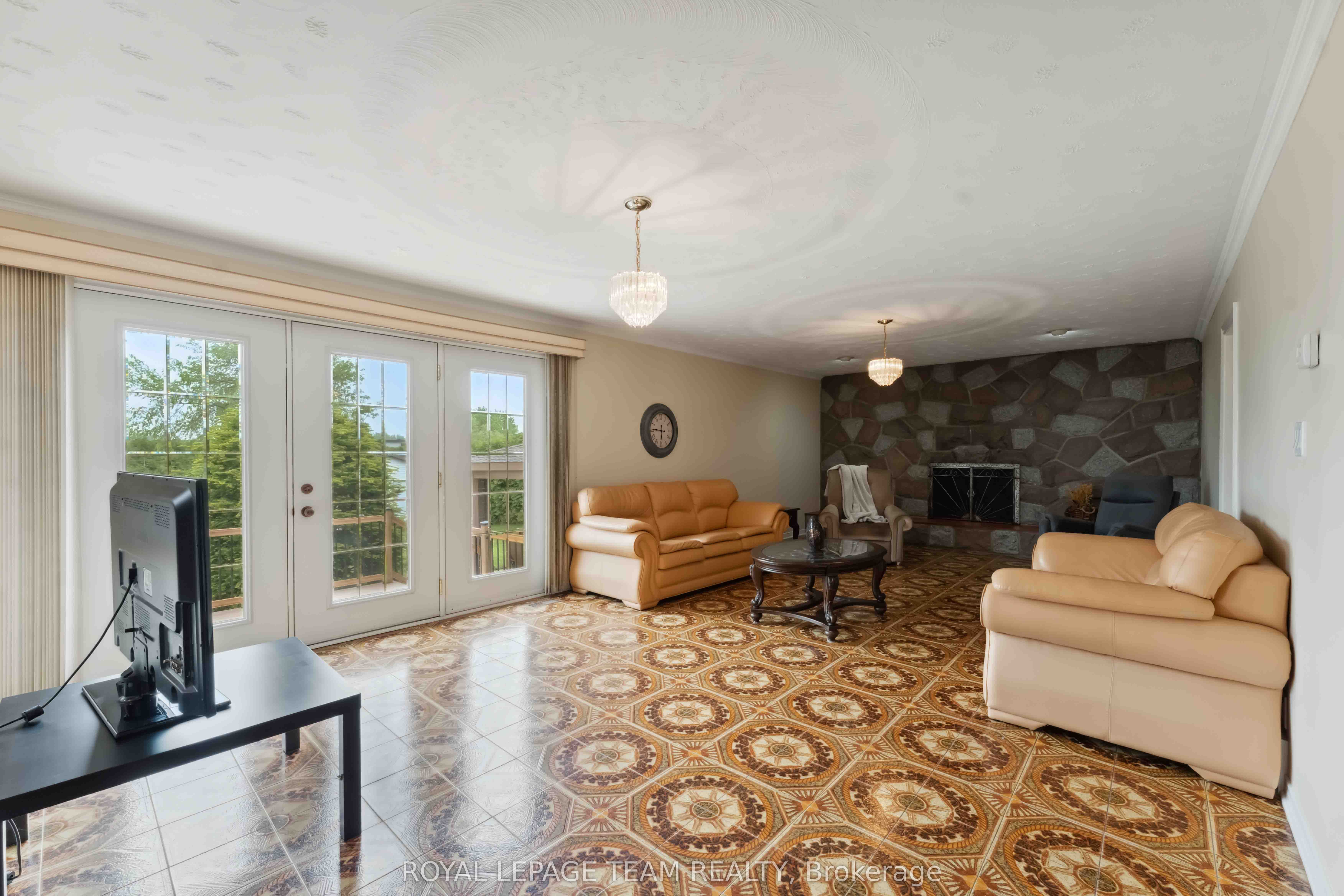 Photo 56 of 12 Queen Anne Crescent, Ottawa, Barrhaven East — HOMEH