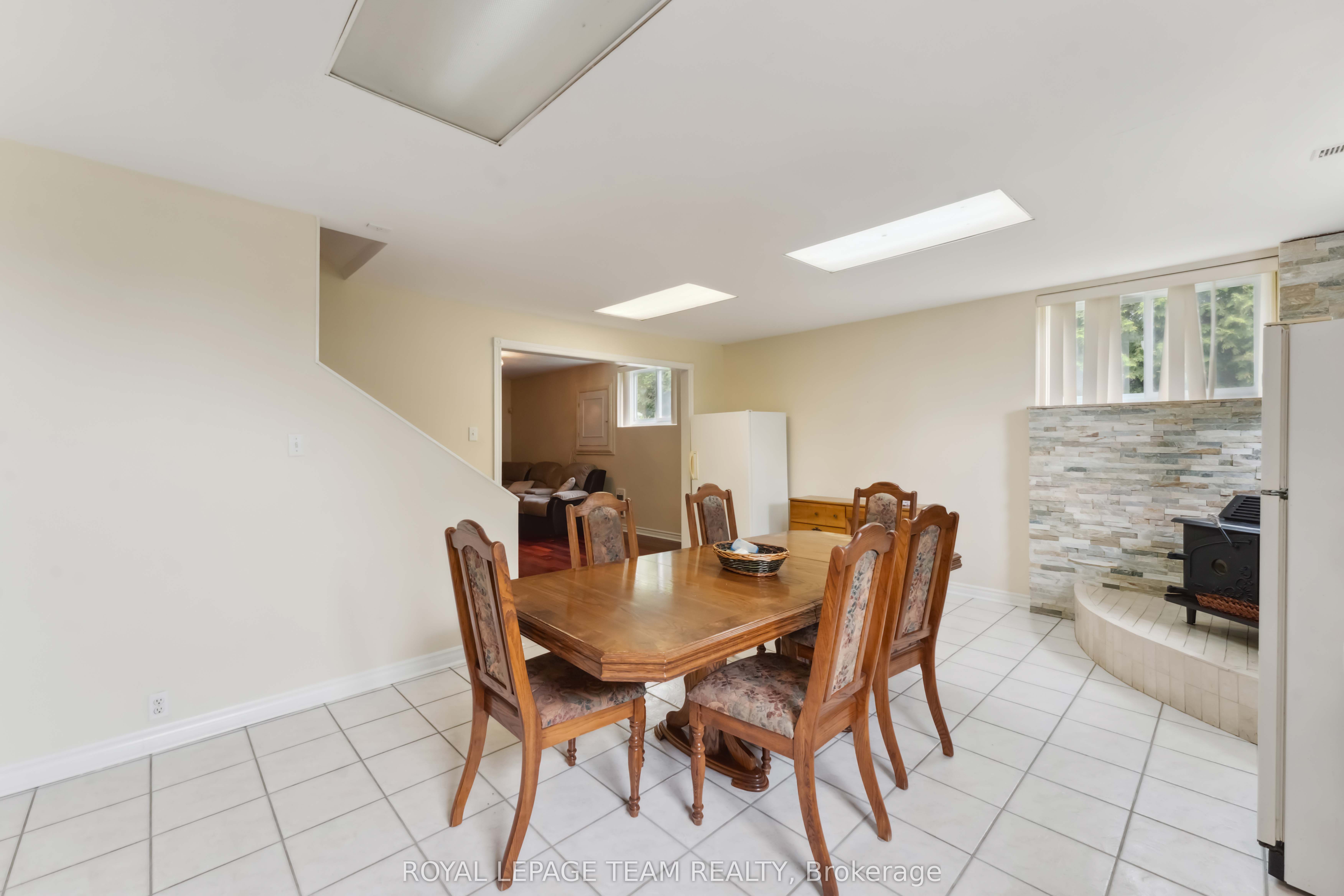 Photo 85 of 12 Queen Anne Crescent, Ottawa, Barrhaven East — HOMEH