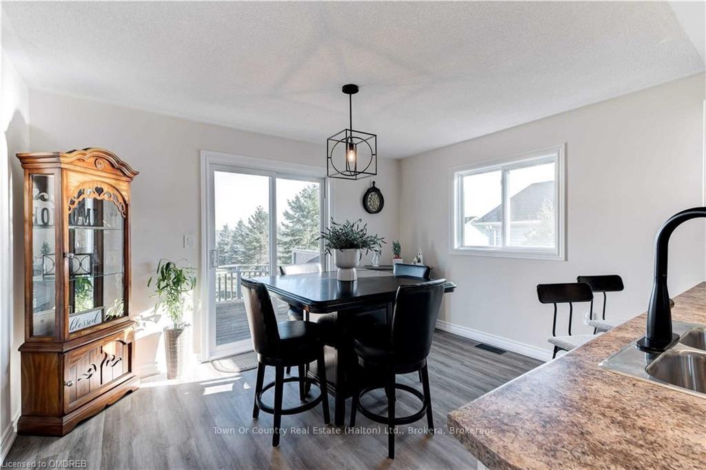 Photo 21 of 145 Glenariff Drive, Hamilton, Rural Flamborough — HOMEH