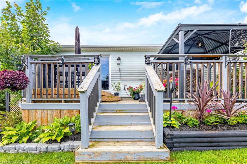 Photo 32 of 145 Glenariff Drive, Hamilton, Rural Flamborough — HOMEH