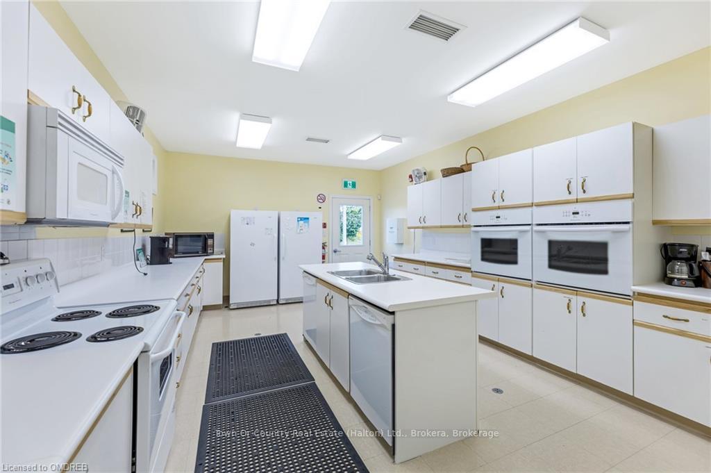 Photo 44 of 145 Glenariff Drive, Hamilton, Rural Flamborough — HOMEH