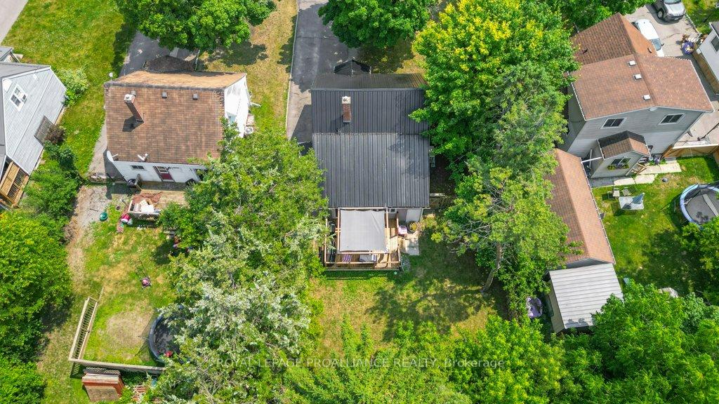 Photo 33 of 186 Pine Street, Belleville, Belleville Ward — HOMEH