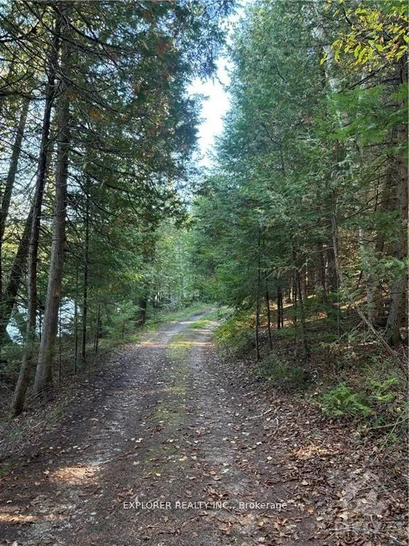 Photo 1 of 1077 Muller Point Lane, Frontenac, Frontenac North — HOMEH