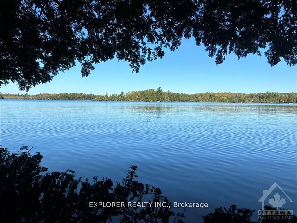 Photo 18 of 1077 Muller Point Lane, Frontenac, Frontenac North — HOMEH