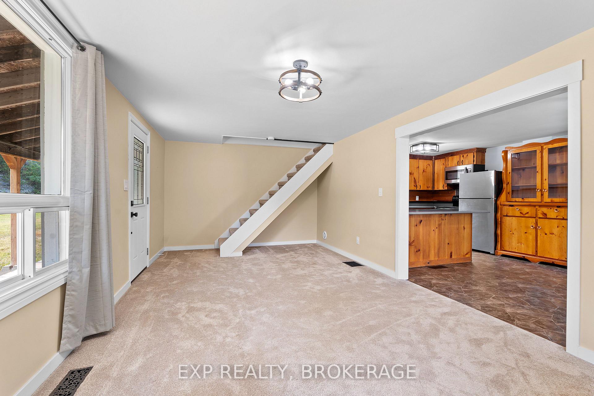 Photo 10 of 7993 Perth Road, Frontenac, Frontenac South — HOMEH