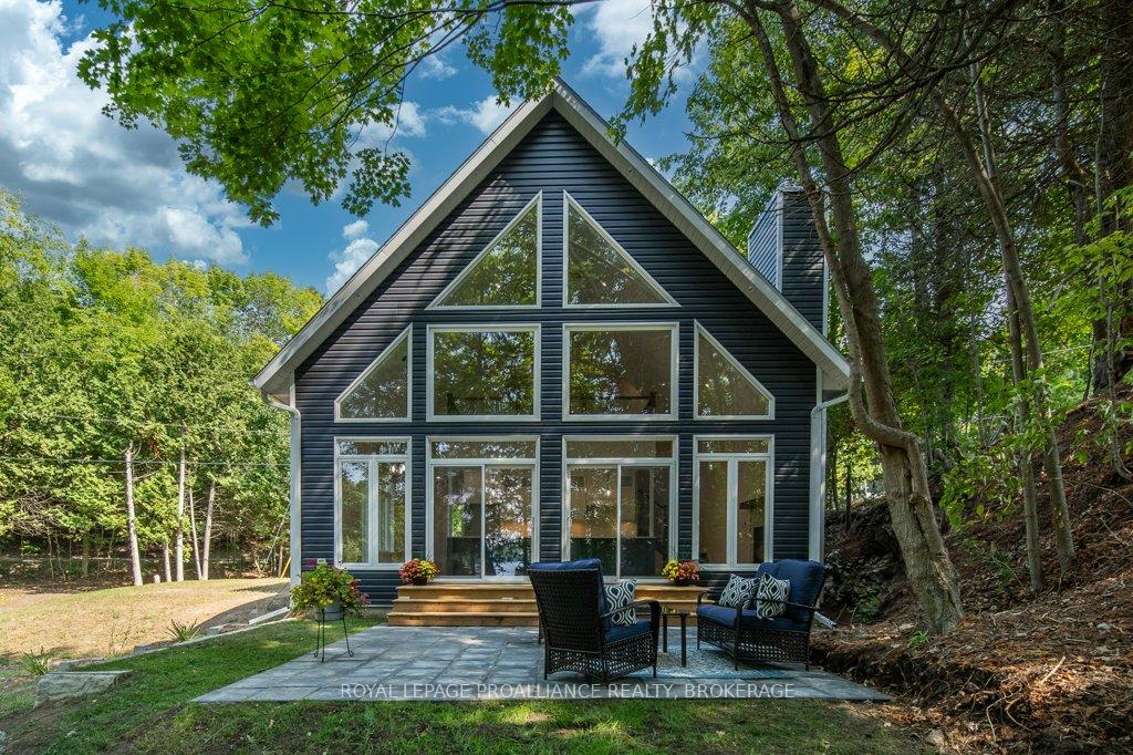Photo 1 of 2073 Hambly Lane, Frontenac, Frontenac South — HOMEH