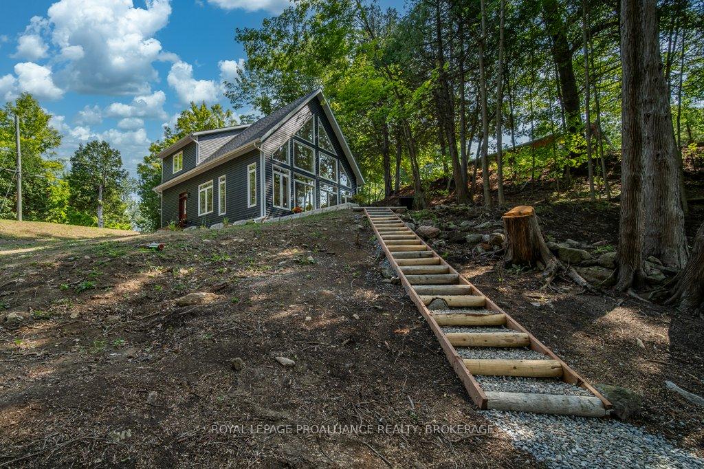 Photo 4 of 2073 Hambly Lane, Frontenac, Frontenac South — HOMEH