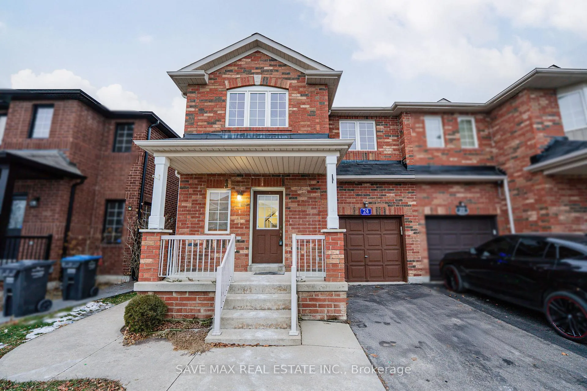 Photo 2 of 24 Jordensen Drive, Brampton, Credit Valley — HOMEH