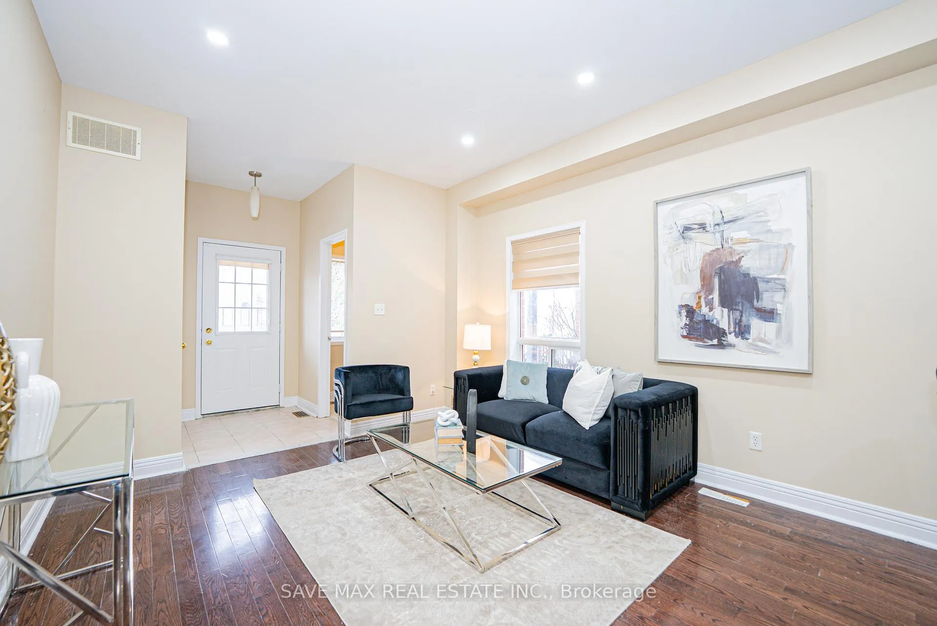 Photo 9 of 24 Jordensen Drive, Brampton, Credit Valley — HOMEH