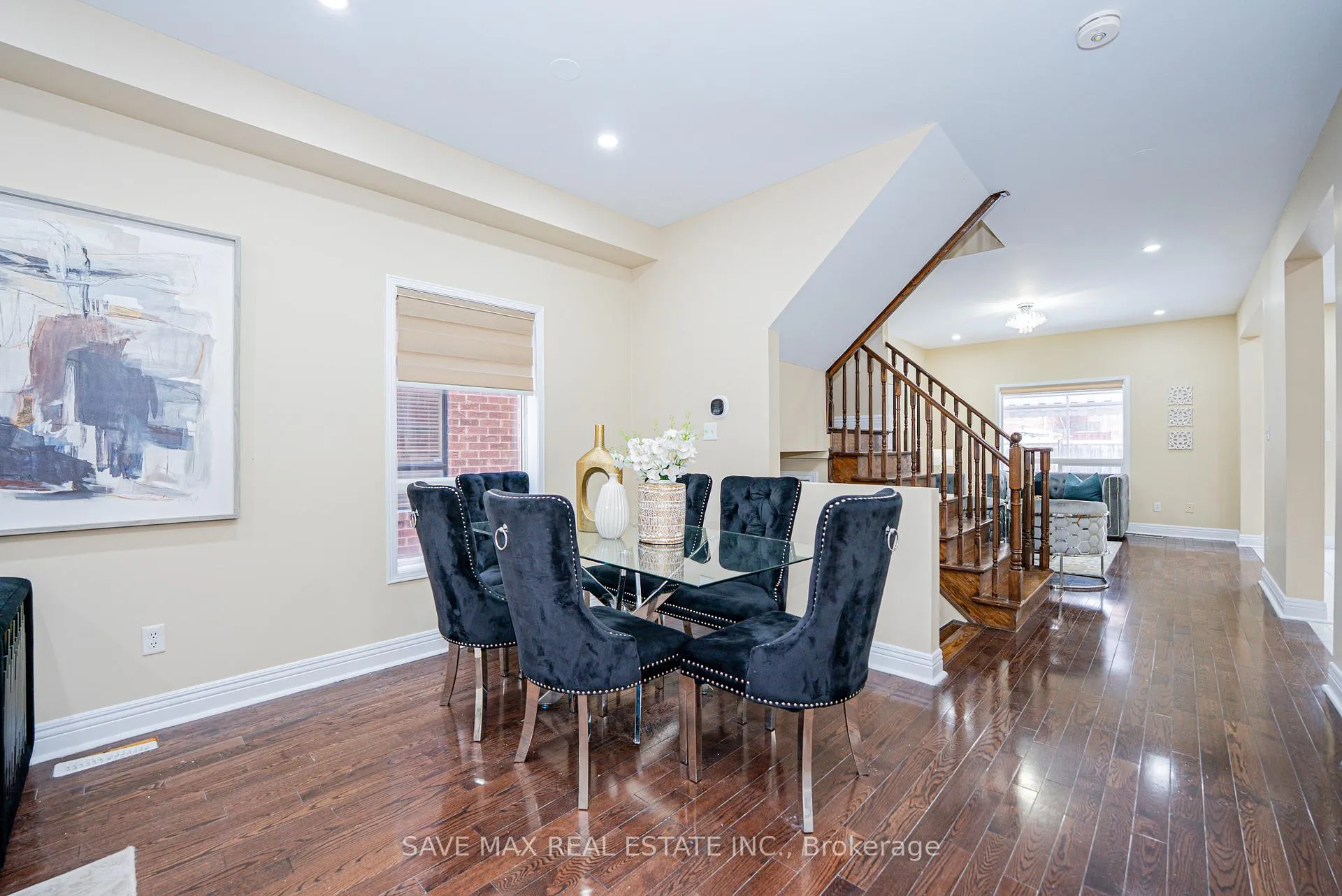 Photo 10 of 24 Jordensen Drive, Brampton, Credit Valley — HOMEH
