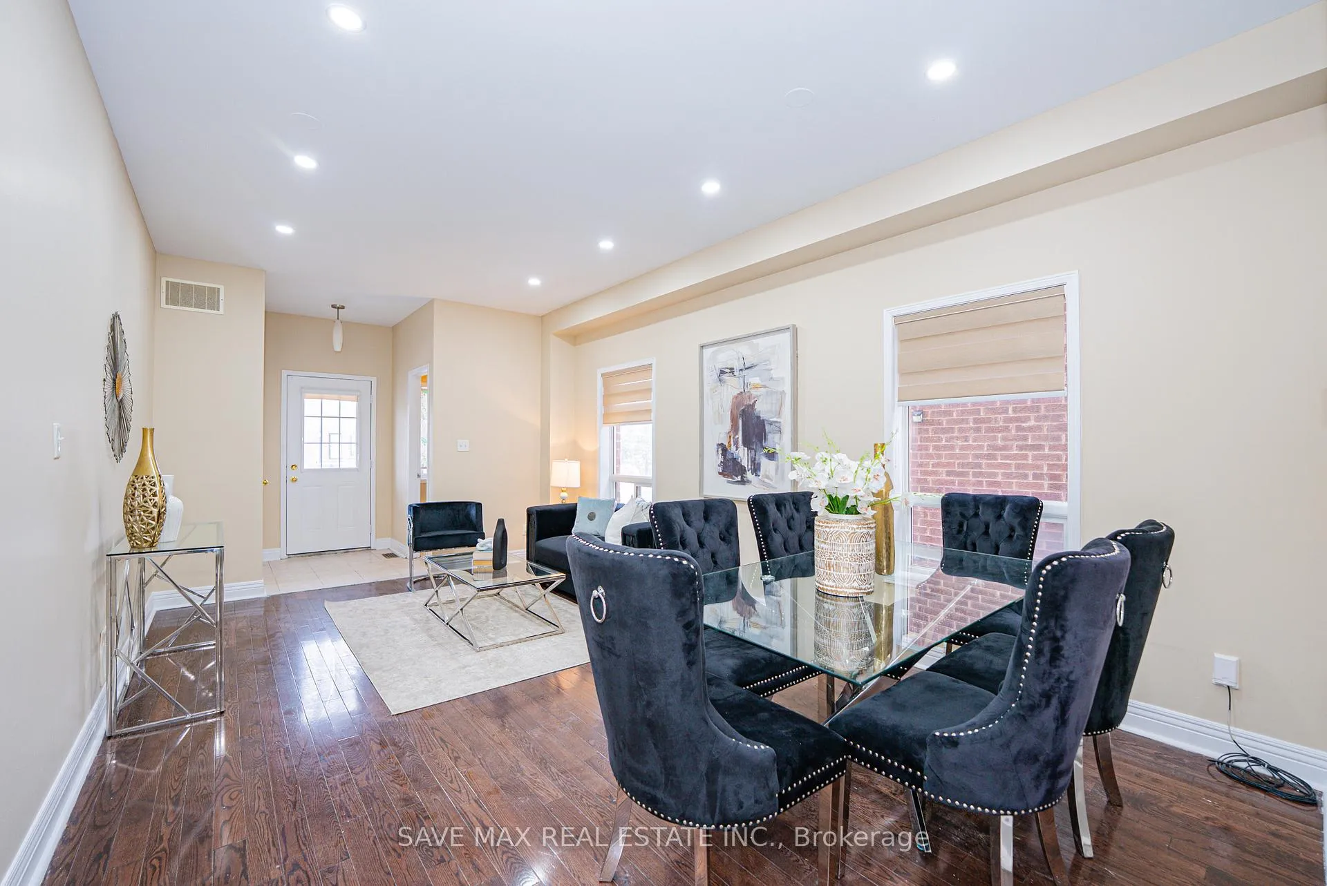 Photo 11 of 24 Jordensen Drive, Brampton, Credit Valley — HOMEH
