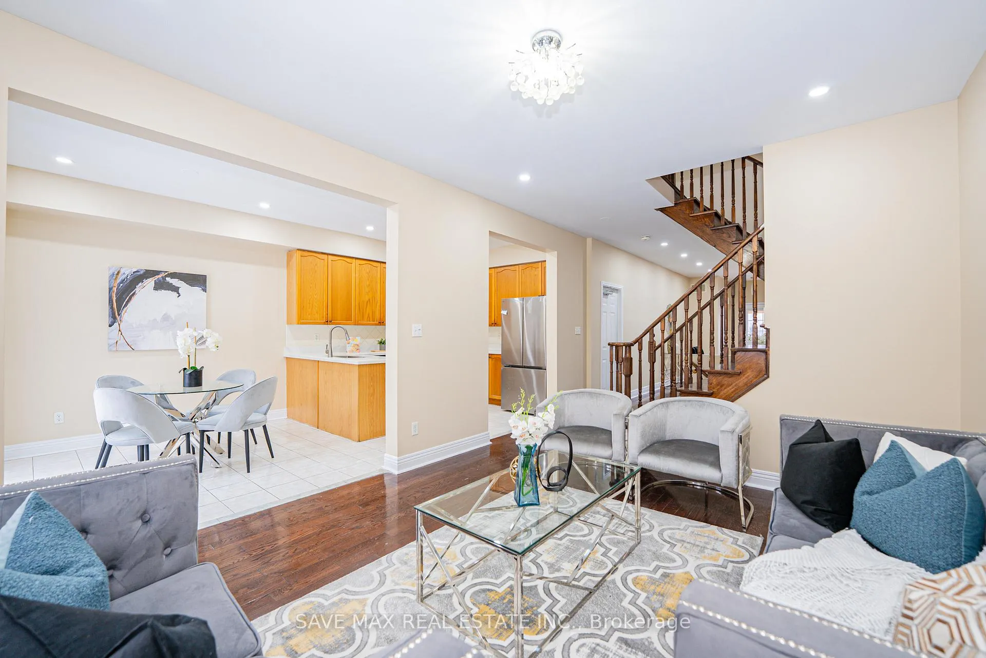 Photo 14 of 24 Jordensen Drive, Brampton, Credit Valley — HOMEH