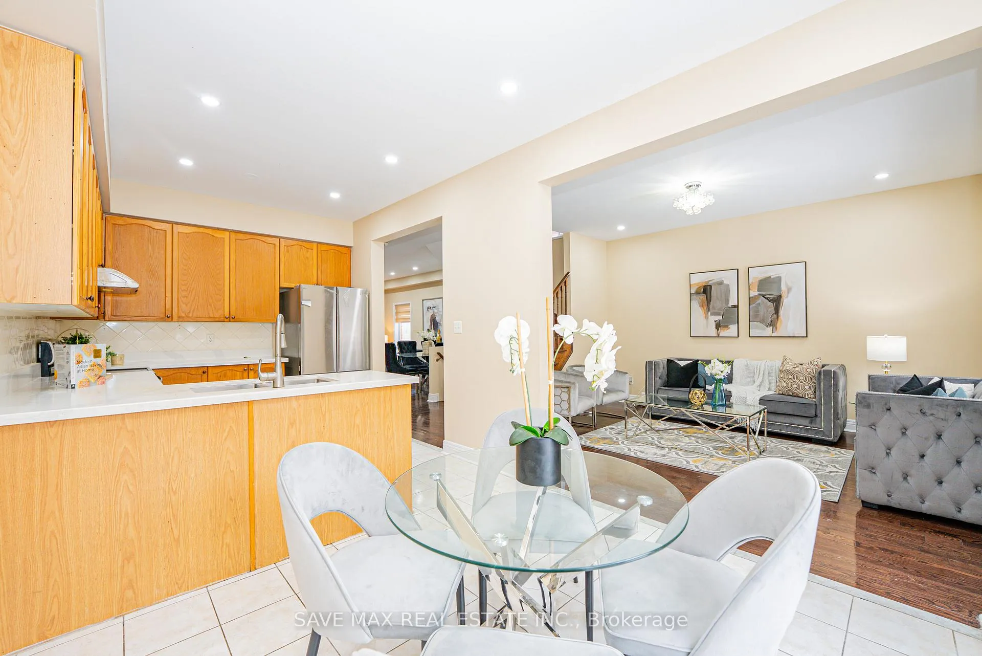 Photo 18 of 24 Jordensen Drive, Brampton, Credit Valley — HOMEH