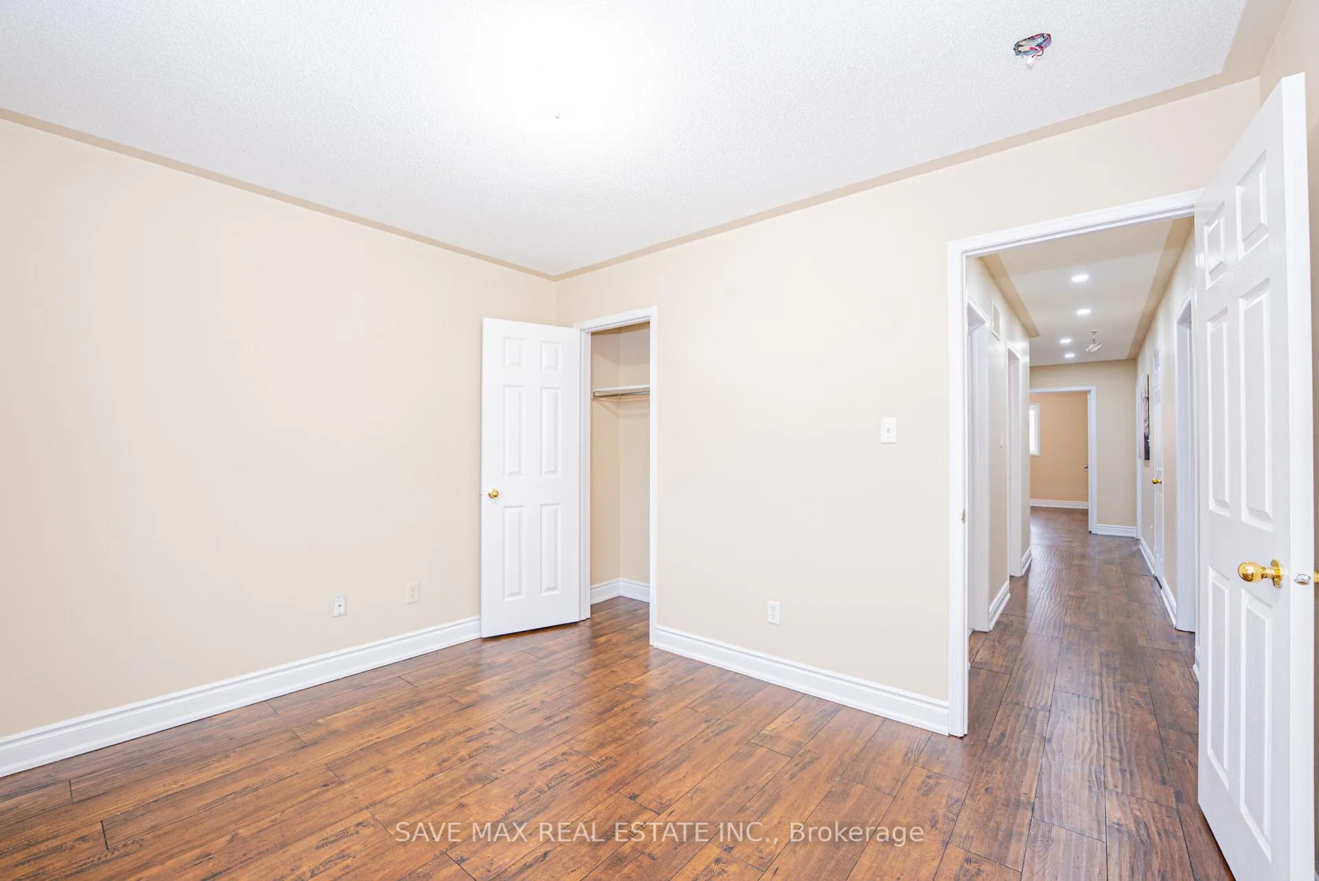 Photo 32 of 24 Jordensen Drive, Brampton, Credit Valley — HOMEH
