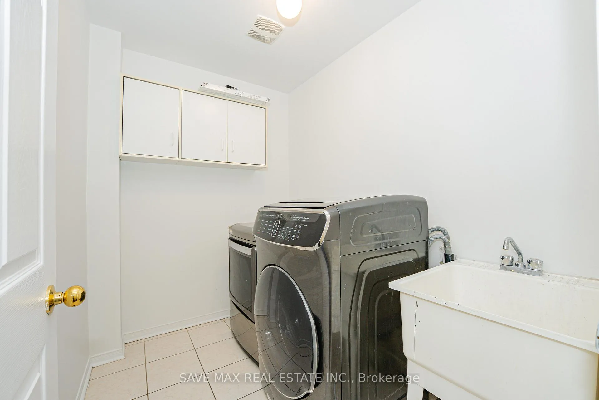 Photo 39 of 24 Jordensen Drive, Brampton, Credit Valley — HOMEH