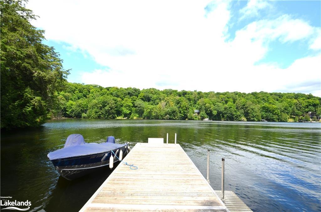 Photo 25 of 1059 Shoreline Drive, Algonquin Highlands, Sherborne — HOMEH
