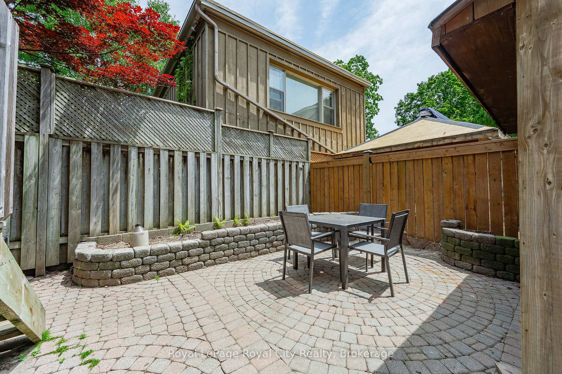 Photo 40 of 81 Yorkshire Street N, Guelph, Downtown — HOMEH