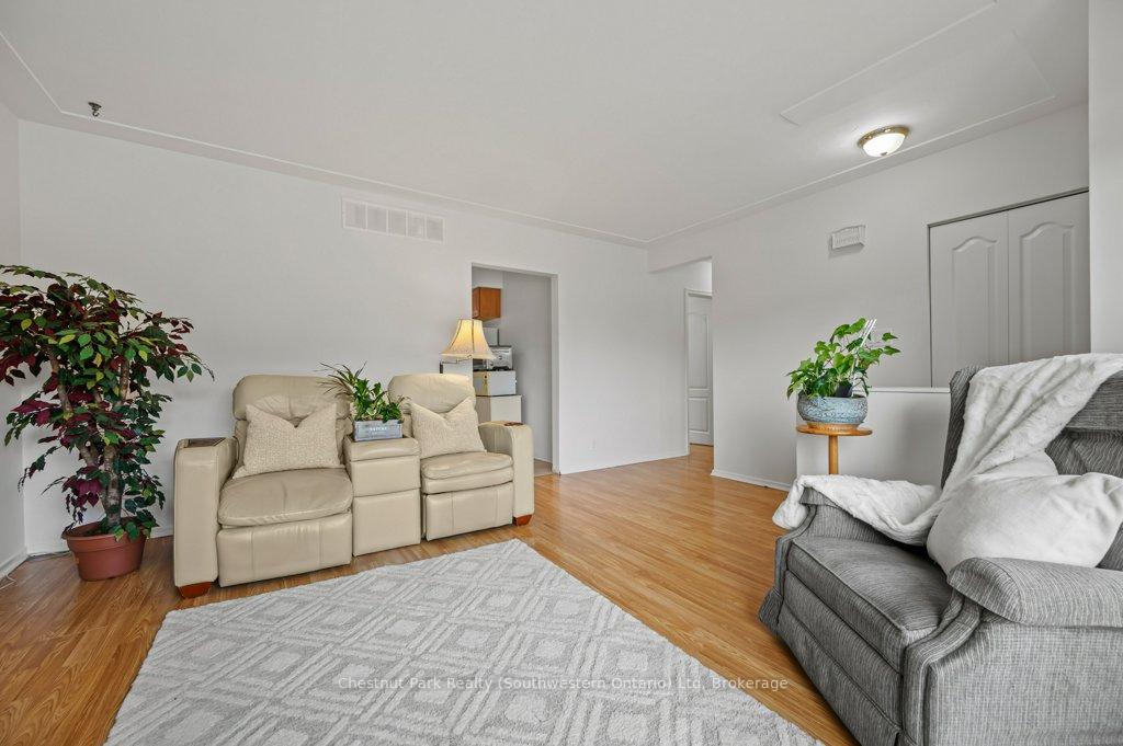 Photo 14 of 66 June Avenue, Guelph, Riverside Park — HOMEH