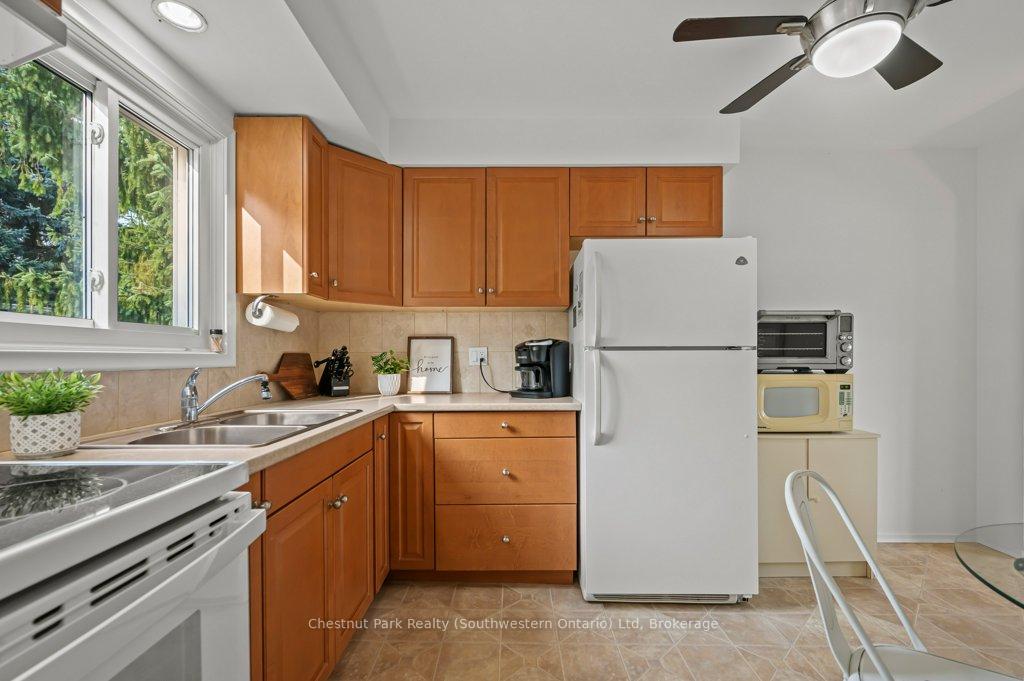 Photo 18 of 66 June Avenue, Guelph, Riverside Park — HOMEH