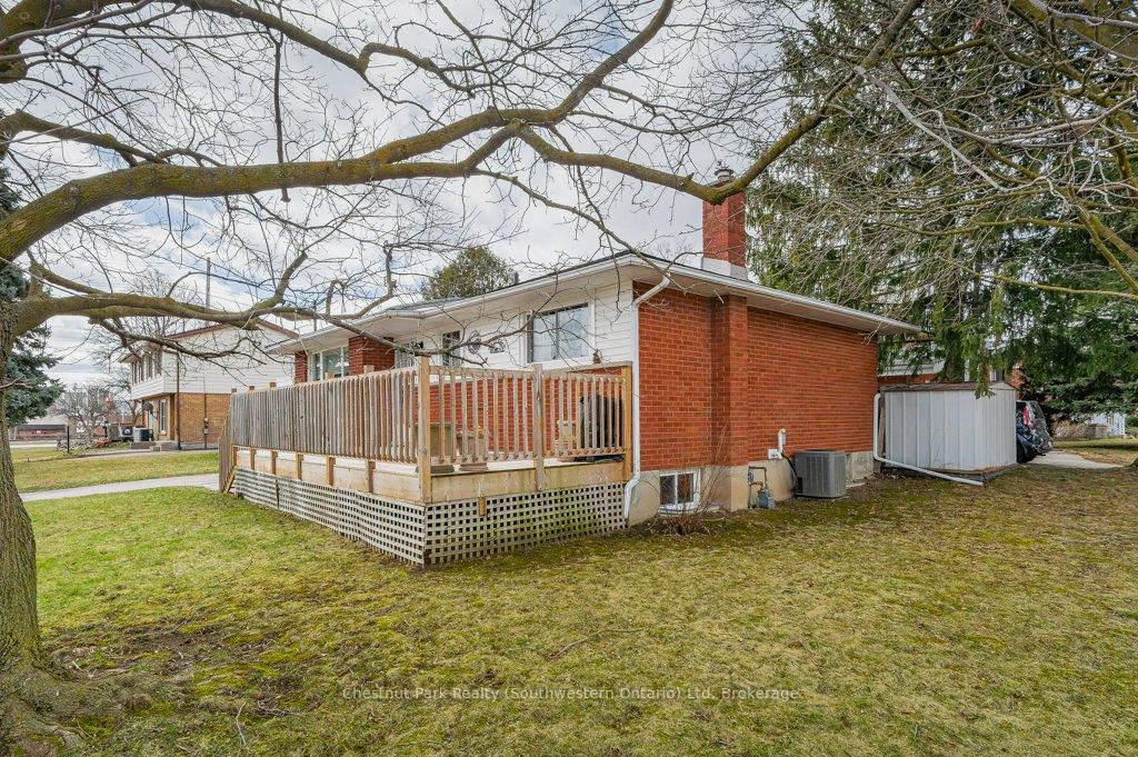 Photo 40 of 66 June Avenue, Guelph, Riverside Park — HOMEH