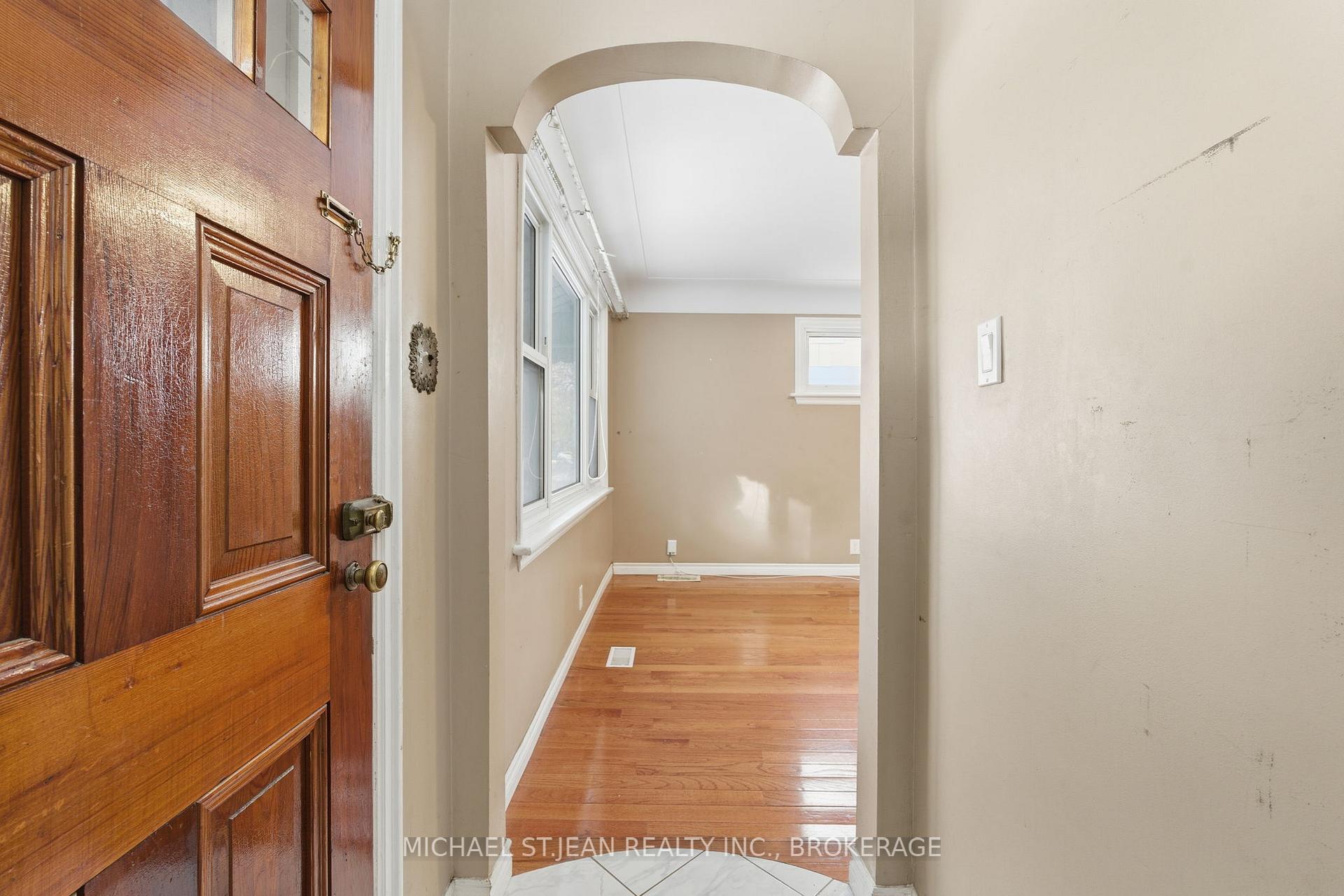 Photo 7 of 7 West 3rd Street, Hamilton, Bonnington — HOMEH