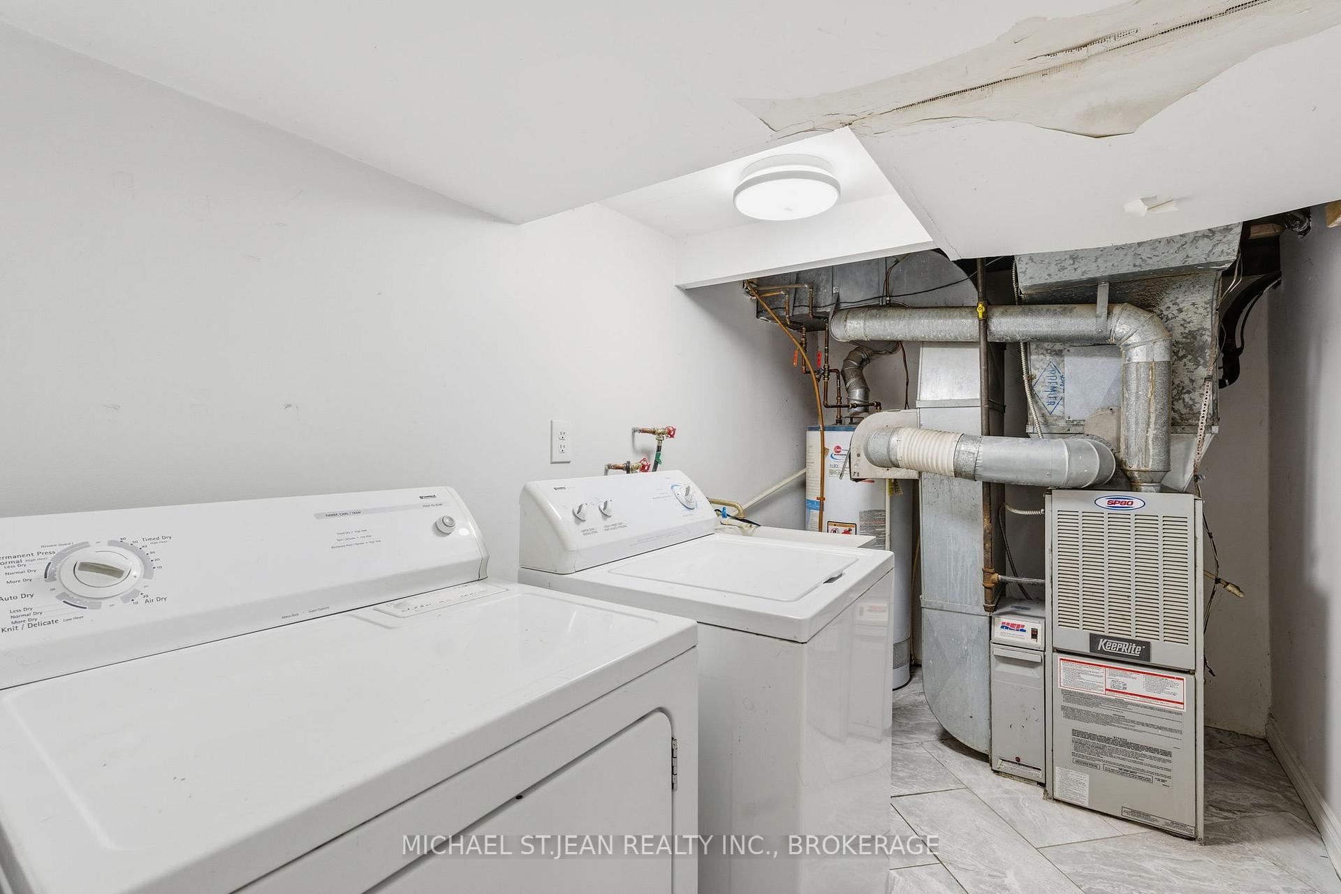 Photo 38 of 7 West 3rd Street, Hamilton, Bonnington — HOMEH