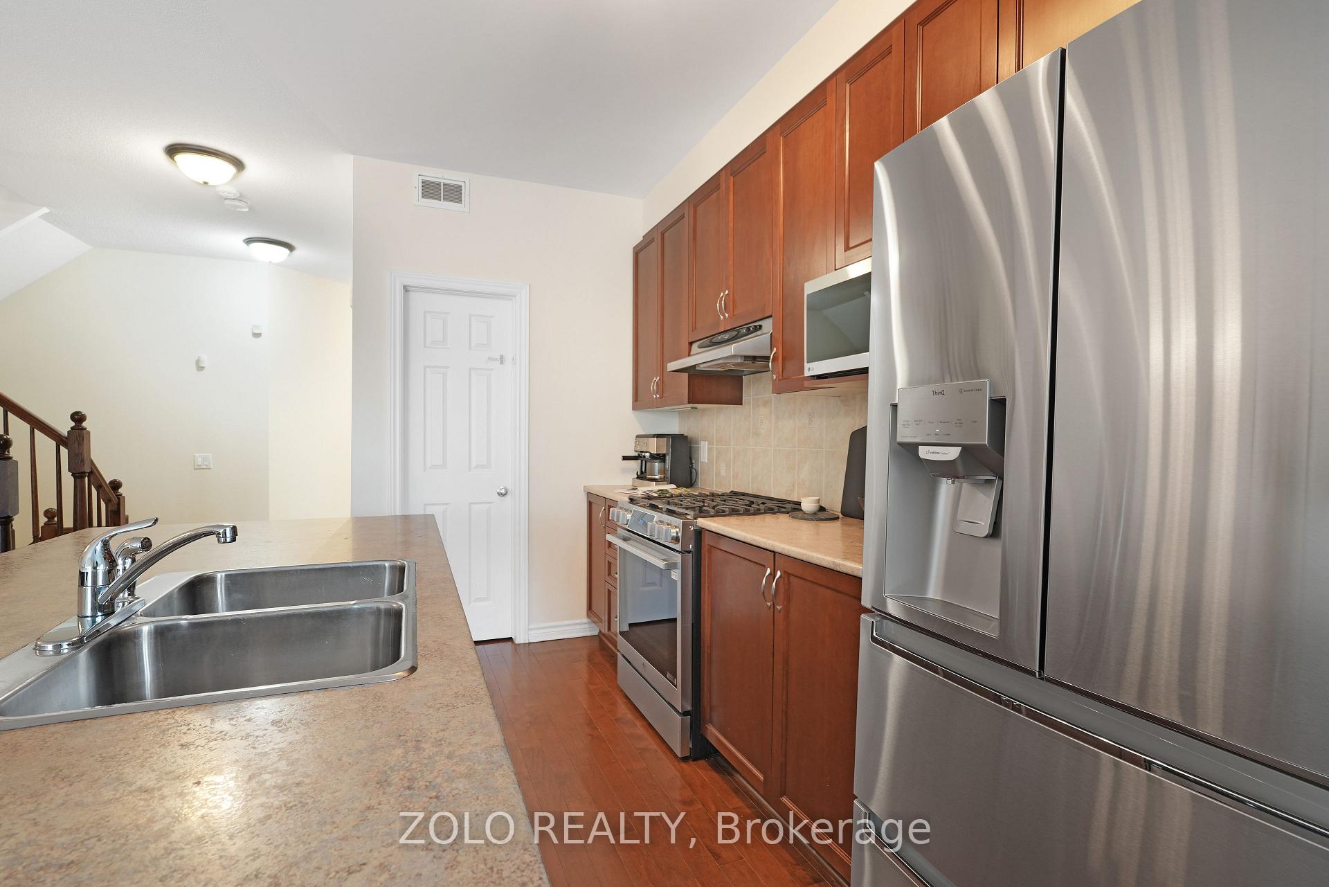 Photo 9 of 115 Flat Sedge Crescent, Ottawa, Blossom Park/Kemp Park/Findlay Creek — HOMEH